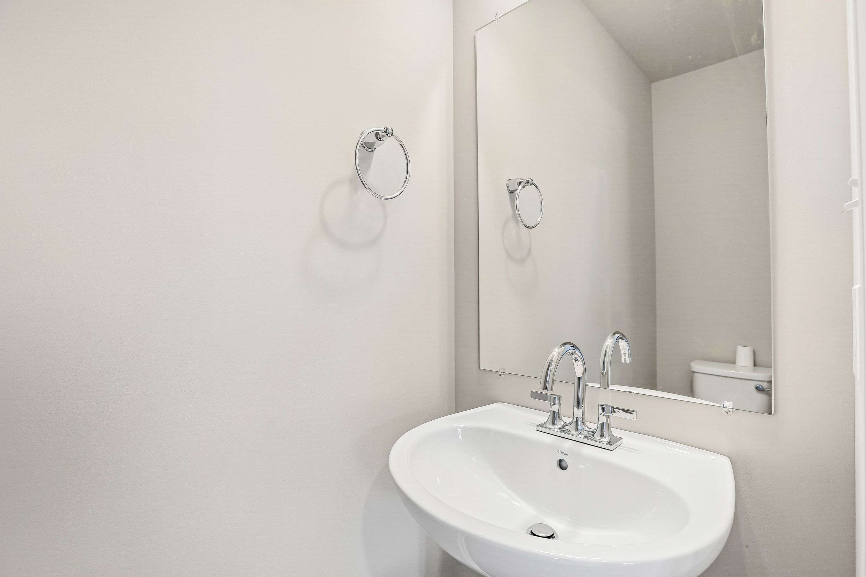 Greenwood-B-DF70-Powder-Room-1