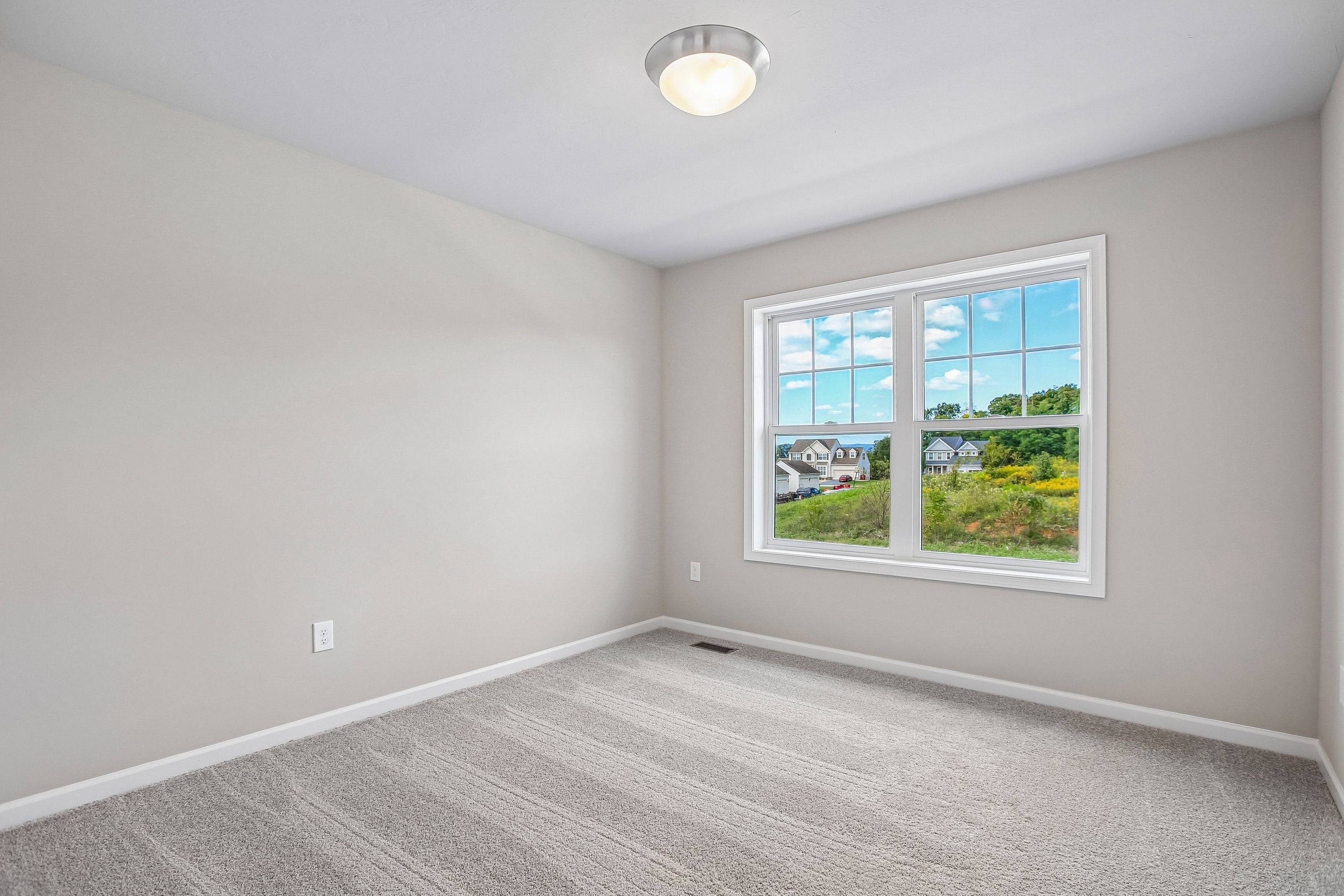 Greenwood-B-DF70-Bedroom-2-1