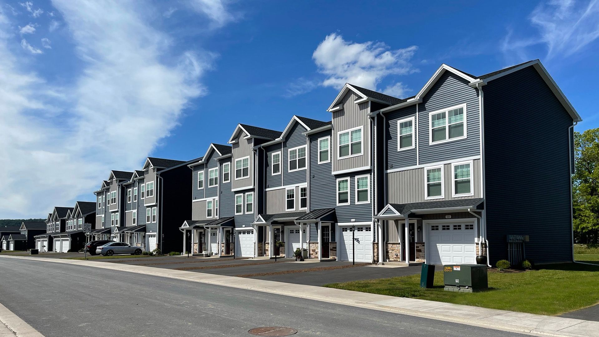 S&A Homes - the Bradfield townhome at Grays Pointe in State College - 3 story townhome with covered entry, 1 car garage, and vinyl siding