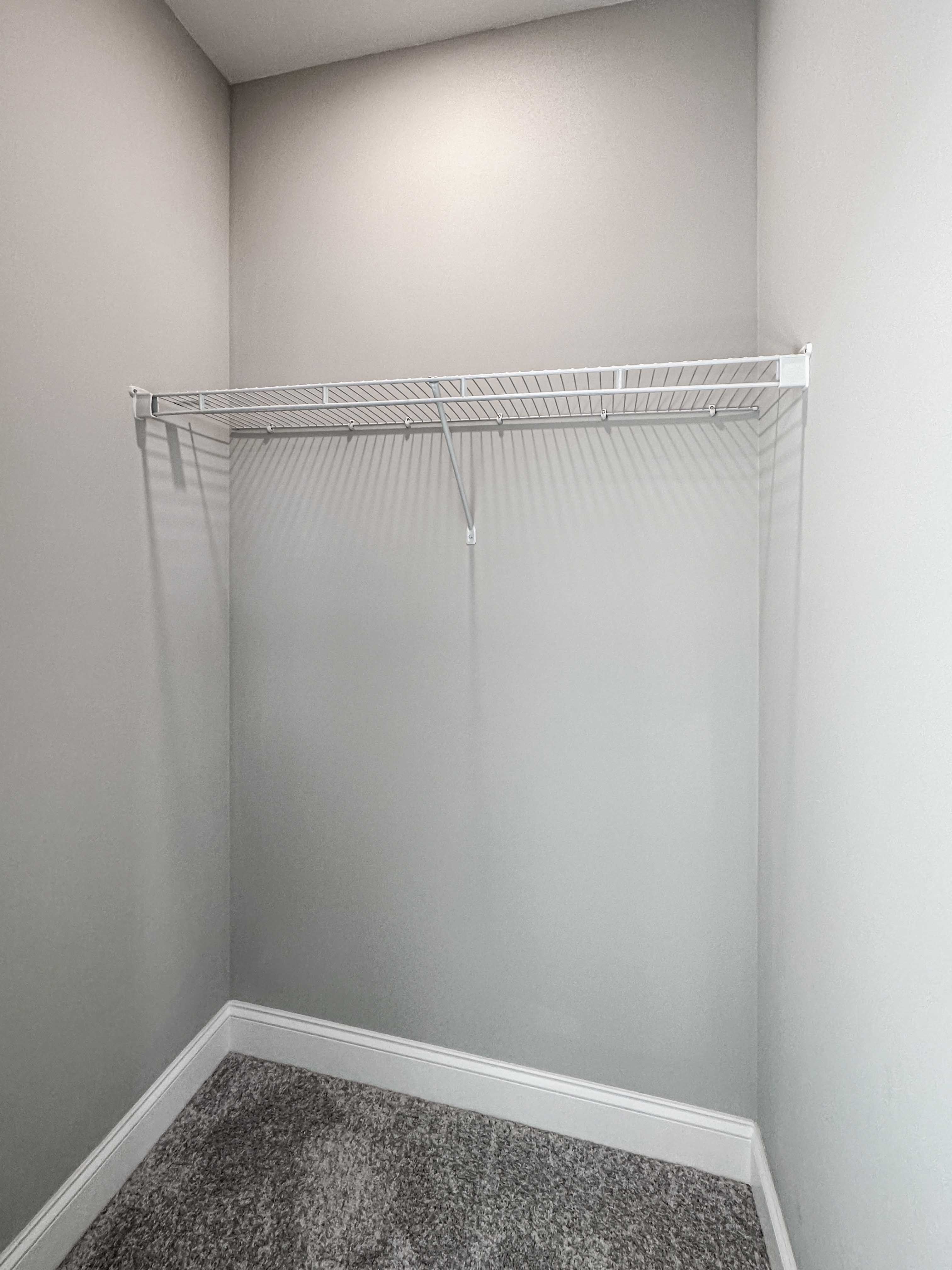 Closet with wire shelving