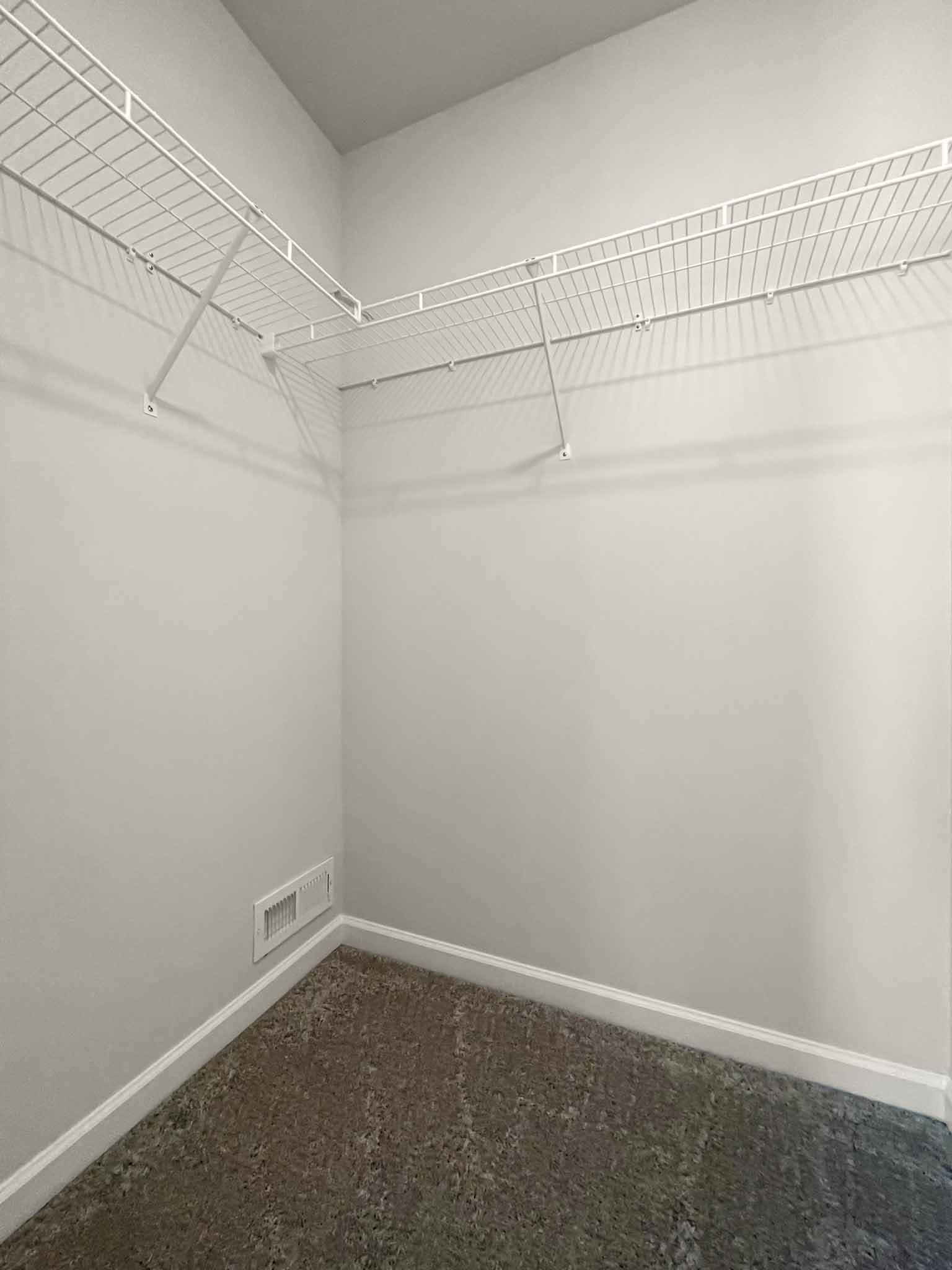 Closet with wire shelving