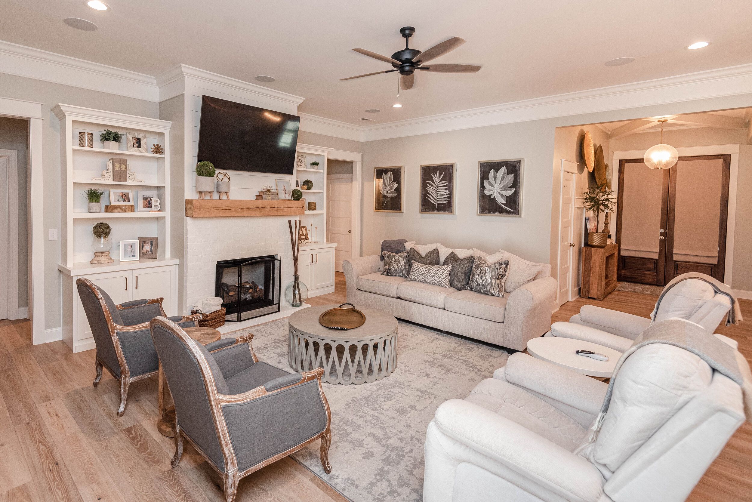 casa en Saint Builders Inc. por Saint Builders Inc.