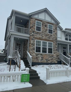 155 Washington Street (Villa Series Sassafras)