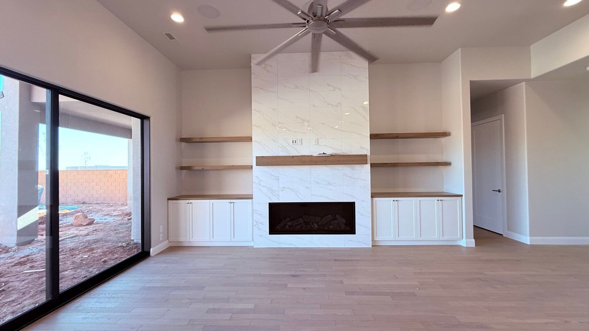 North 640 West (1785)