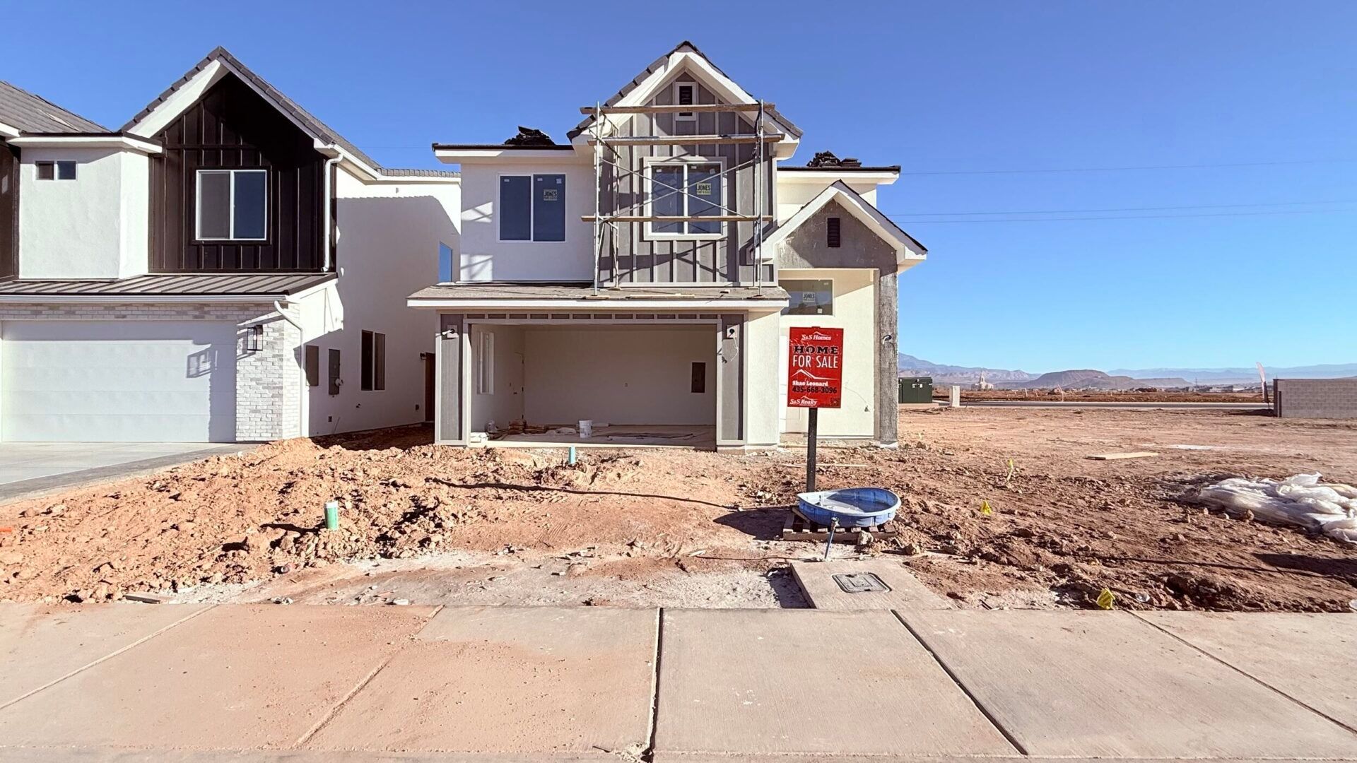 2663 E Suniva Way (1785)