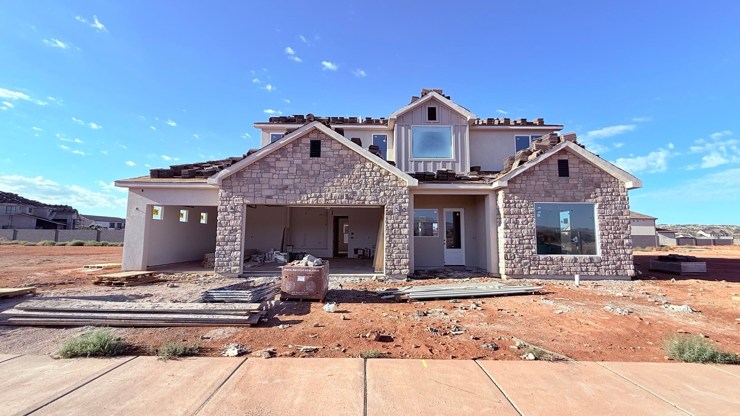 449 Orilla Dr (1785)