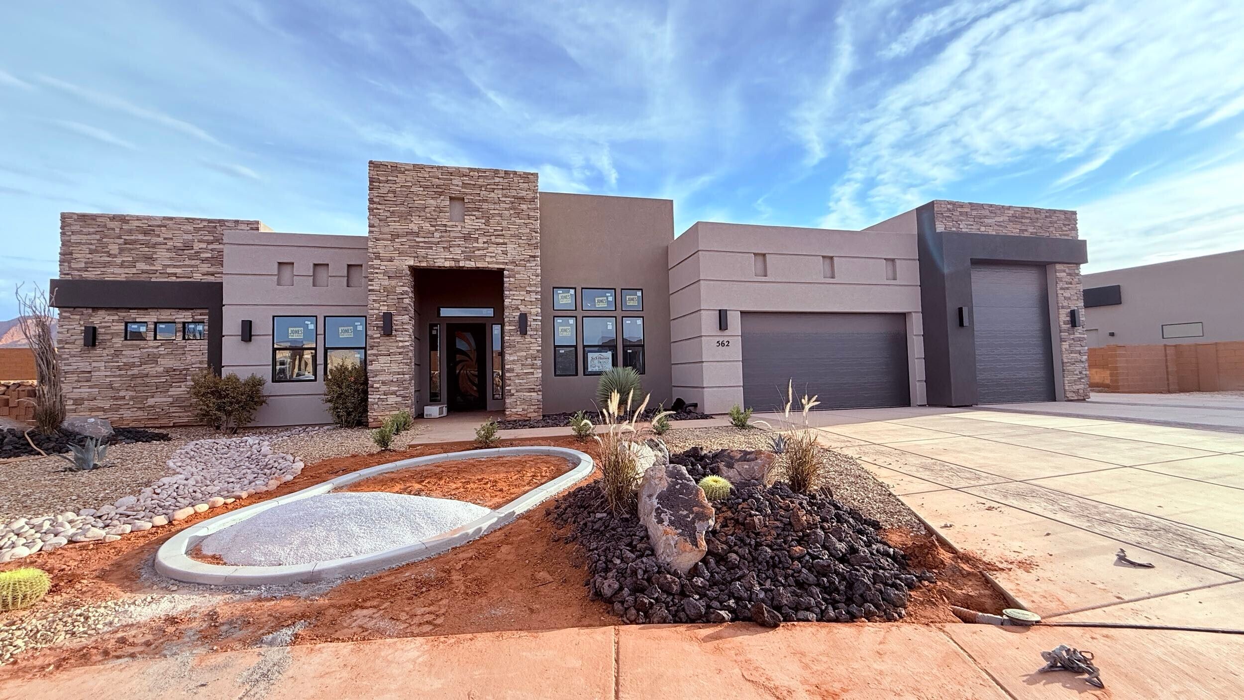 1785 - Onyx Valley: Ivins, Utah - S and S Homes