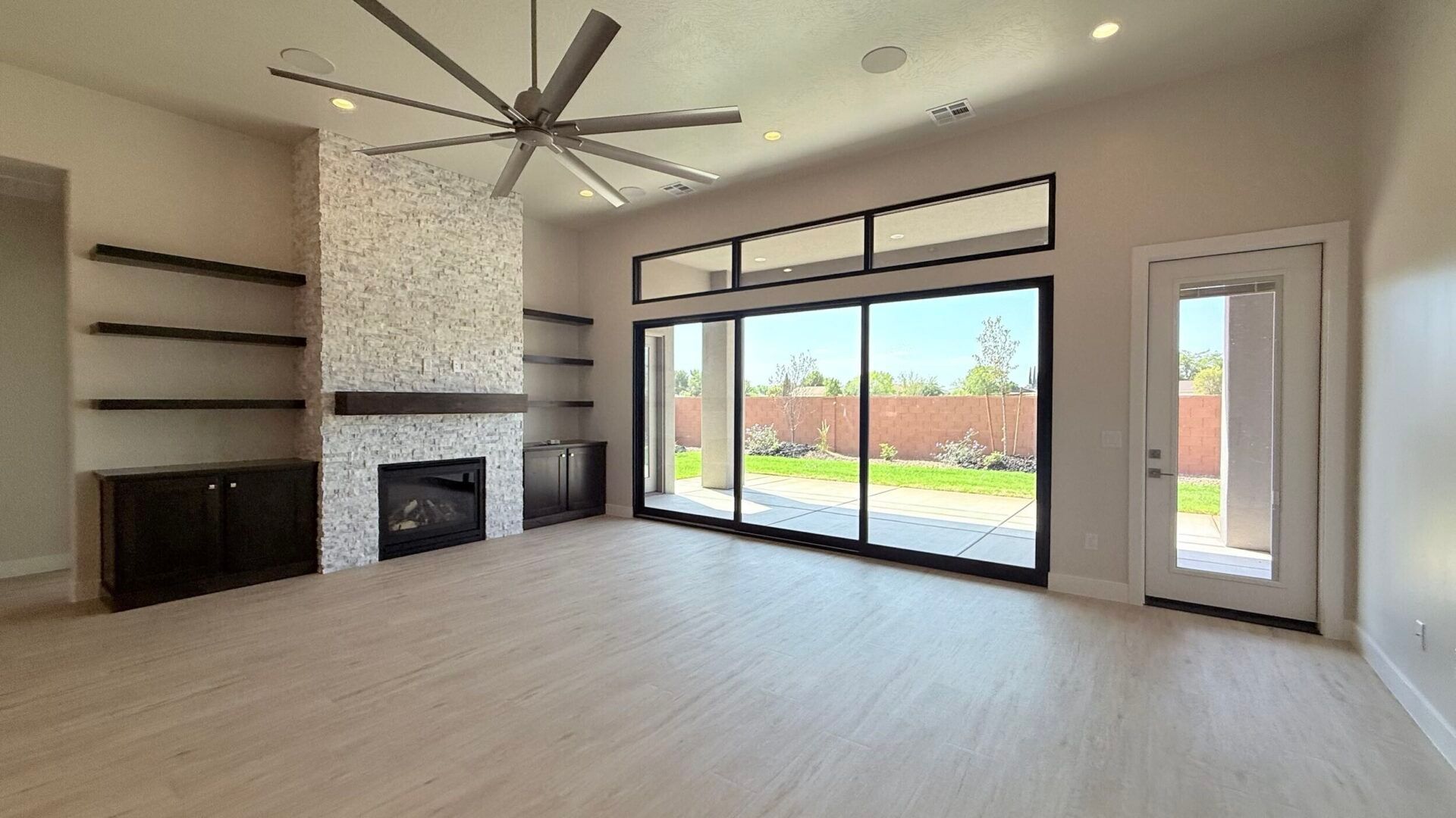 29 W Serenity Circle (1785)