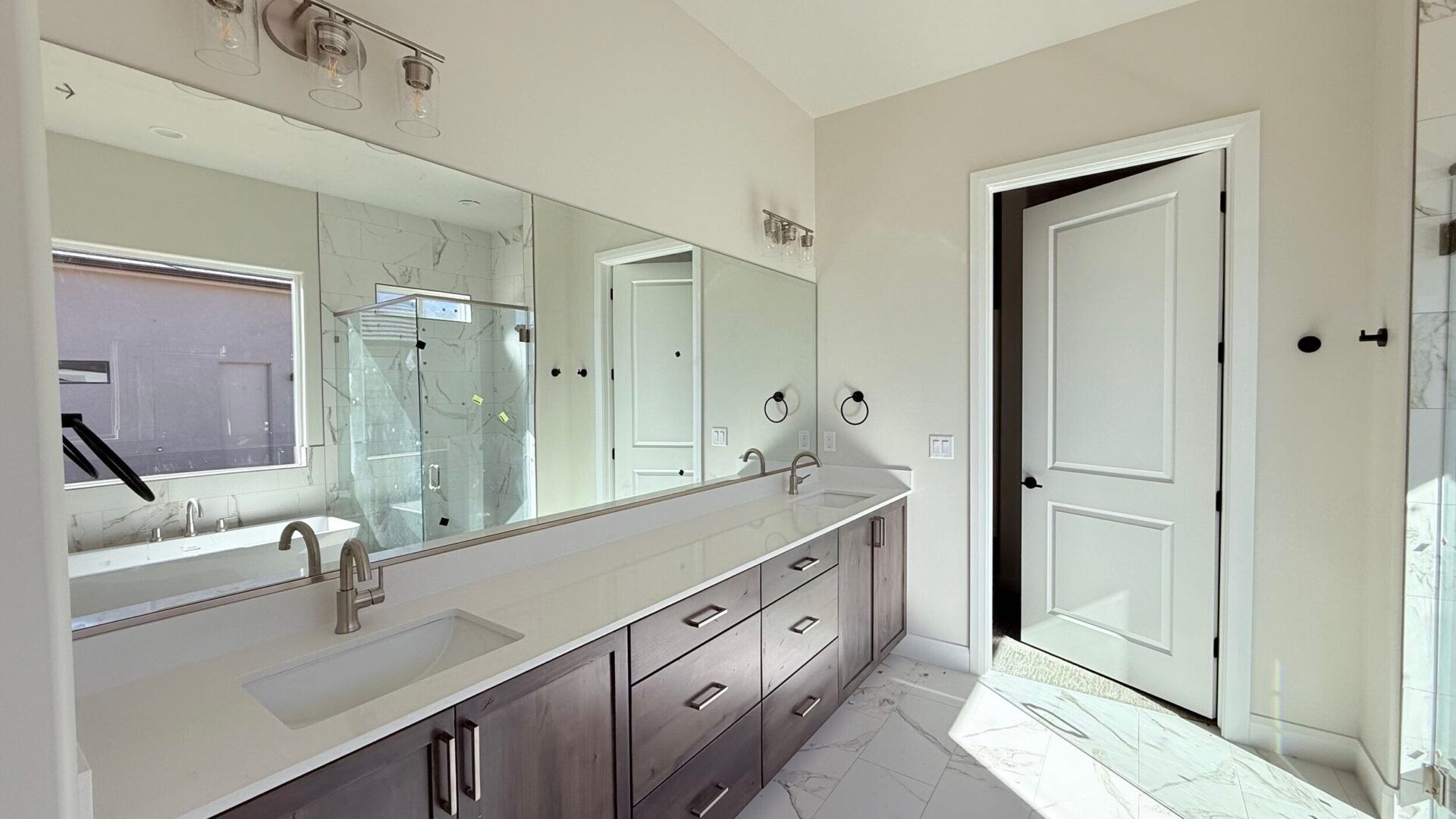 37 W Serenity Circle (1785)