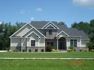 The Ridge At Cedar Creek por Summit Group Companies en Kalamazoo-Battle Creek Michigan