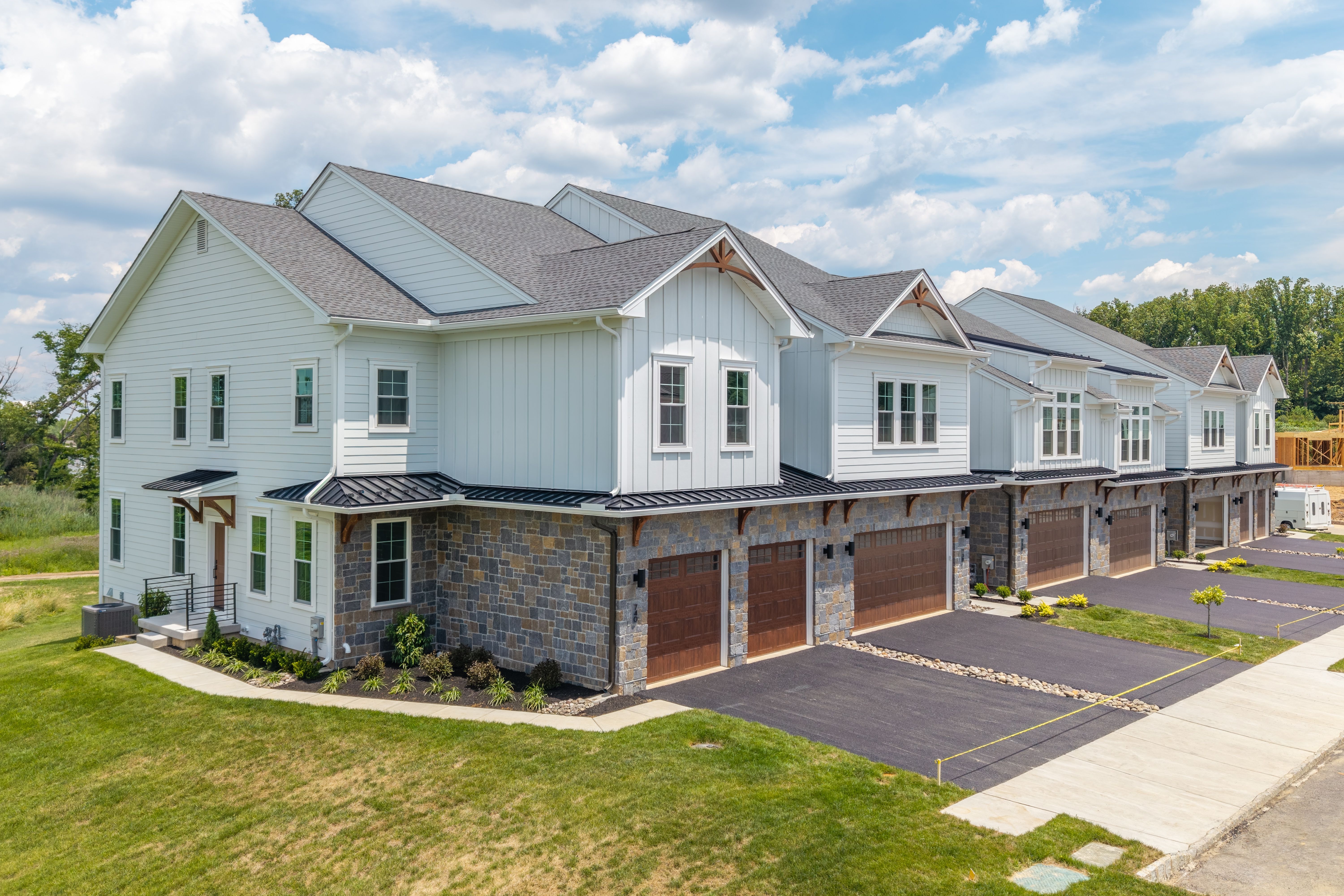casa en Preserve at Maple Glen por Sal Paone Builder