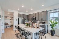 Arras Park por McStain Neighborhoods en Denver Colorado