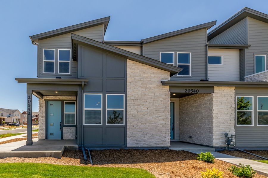 20542 E. 58th Ave (Glenwood)