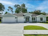 SeaGate Homes por SeaGate Homes en Daytona Beach Florida