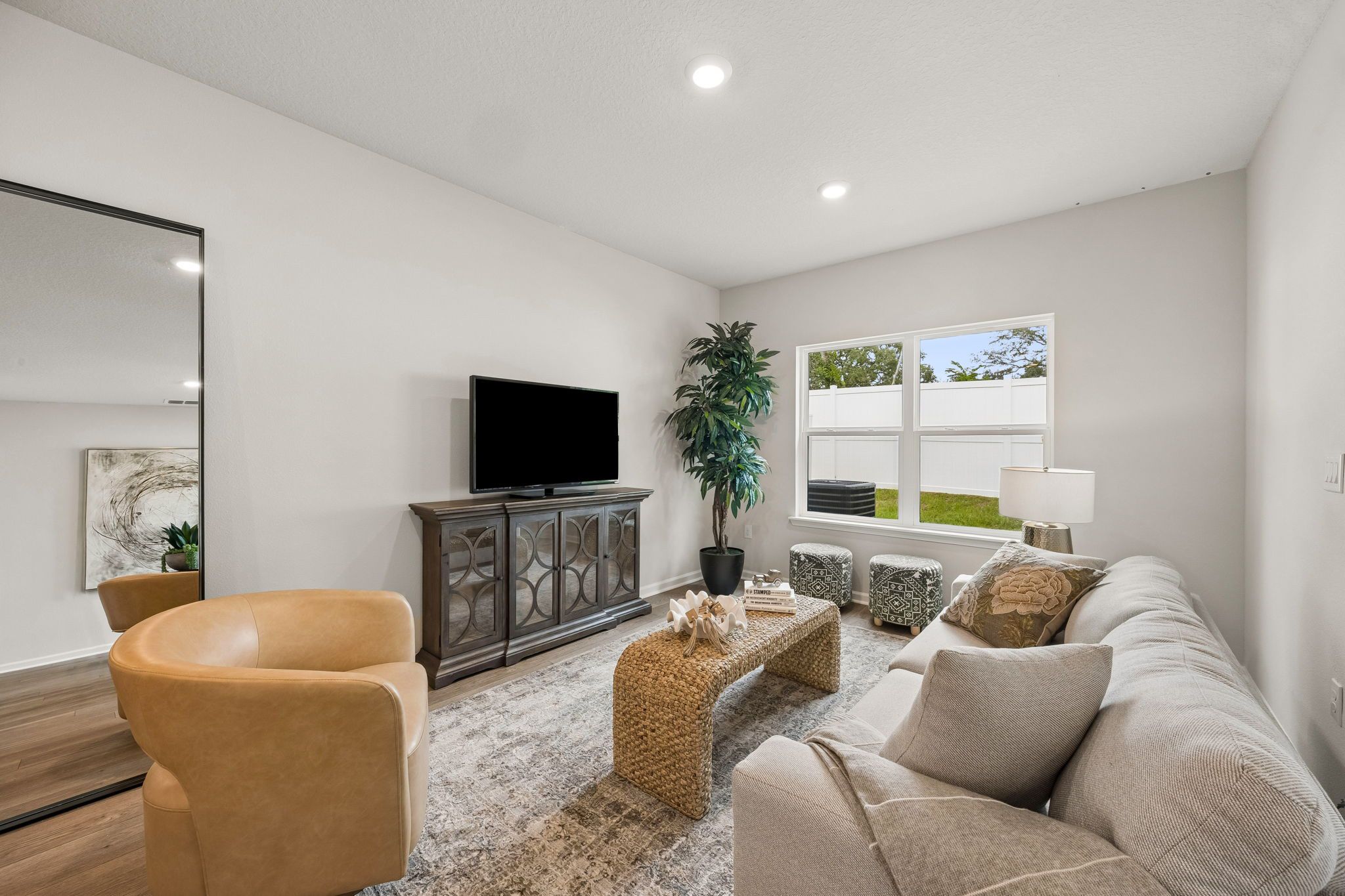 The Laurel floorplan REPRESENTATIVE PHOTOS OF MODEL HOME