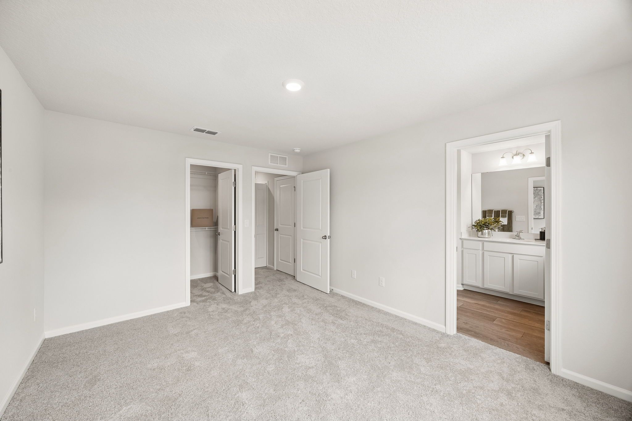 The Laurel floorplan REPRESENTATIVE PHOTOS OF MODEL HOME