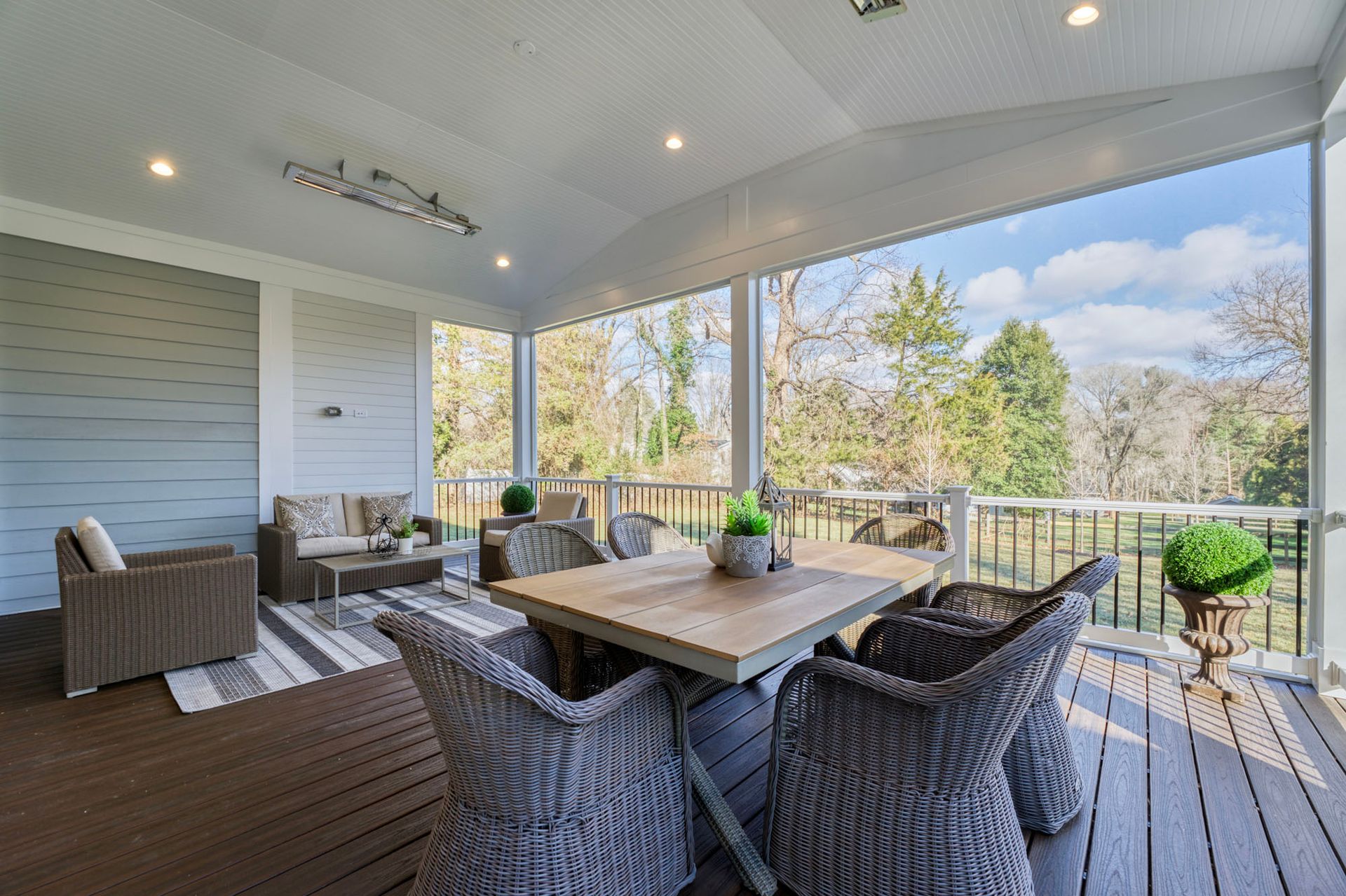 Screened Porch