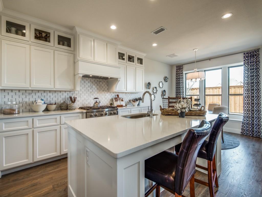 5248 - Kitchen