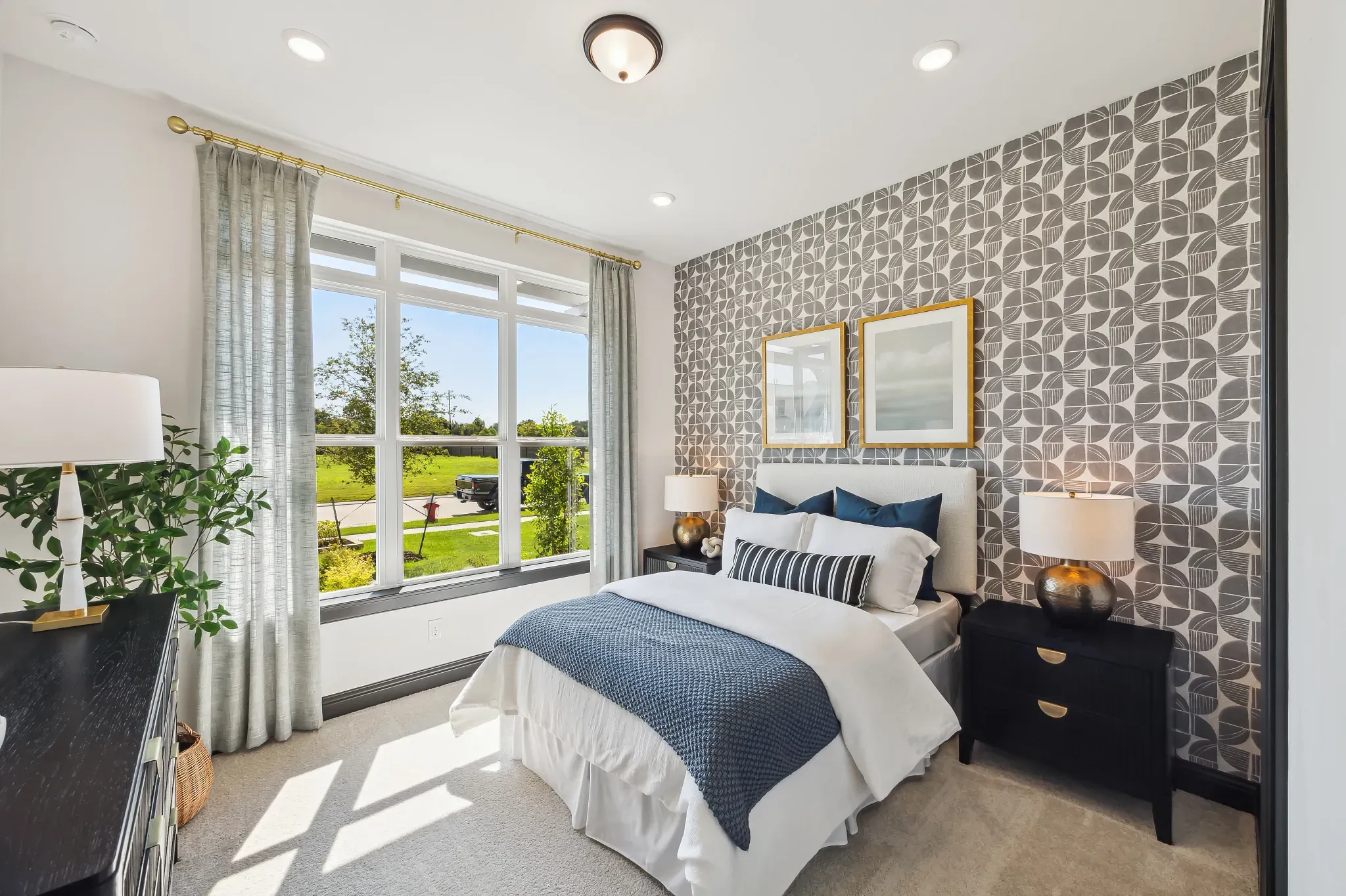 Plan 5058 bed 2 - staged