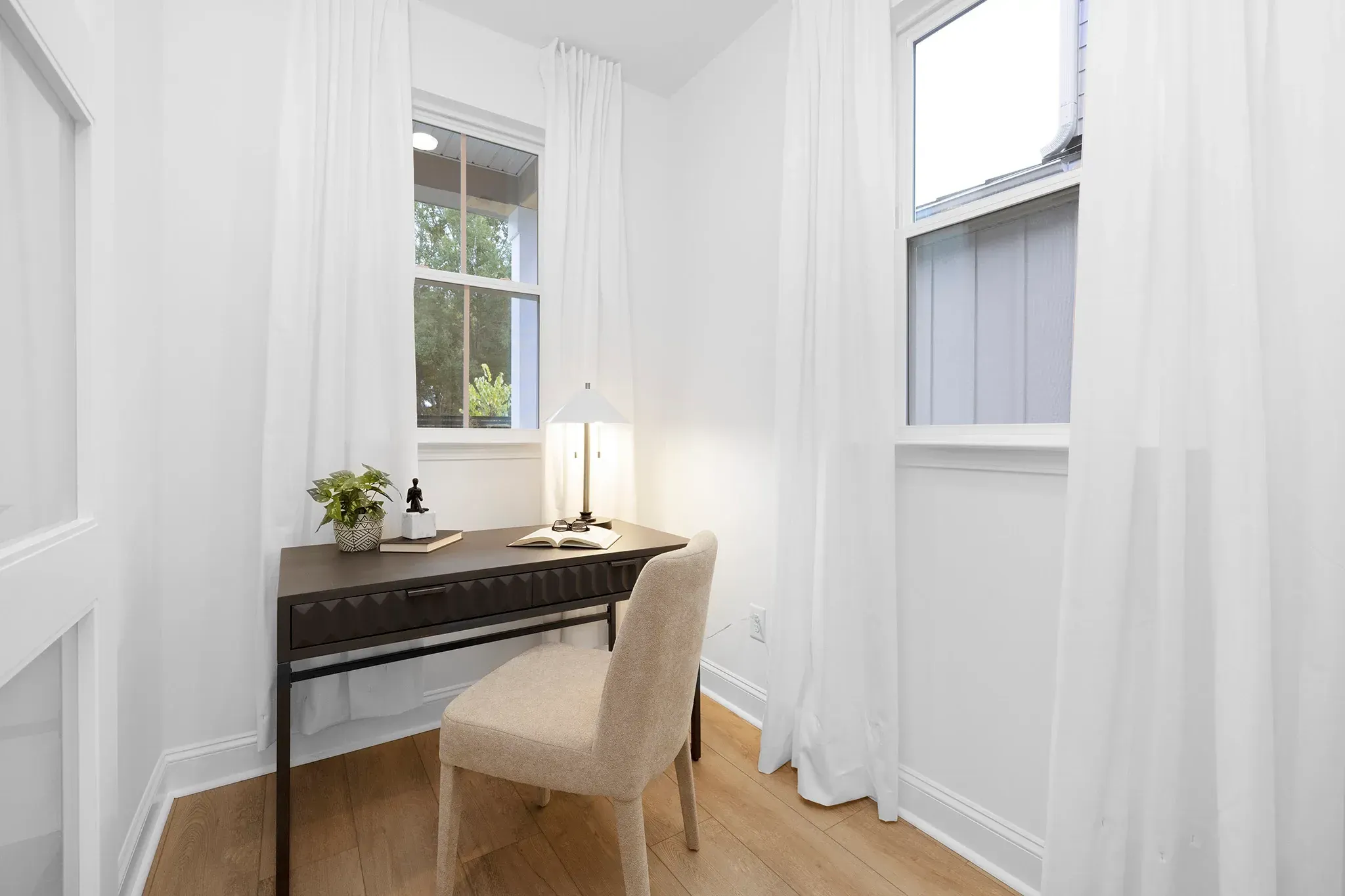 Staged Desk Nook