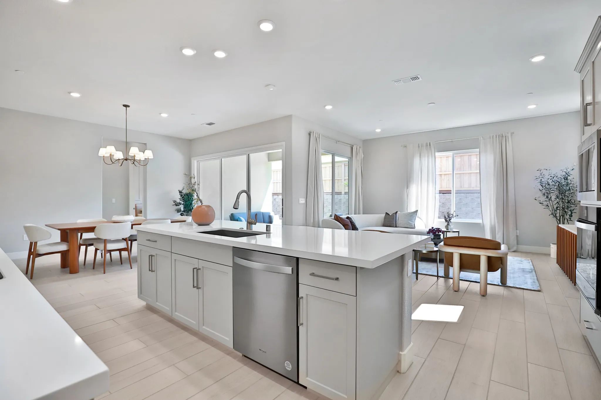 Kitchen & Great Room