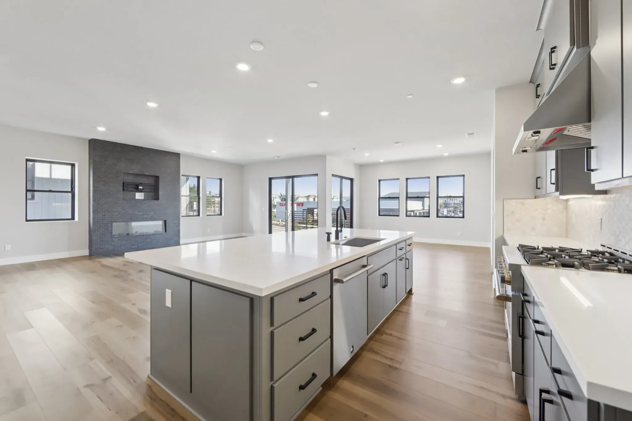 Rooftops Lot 305 Kitchen