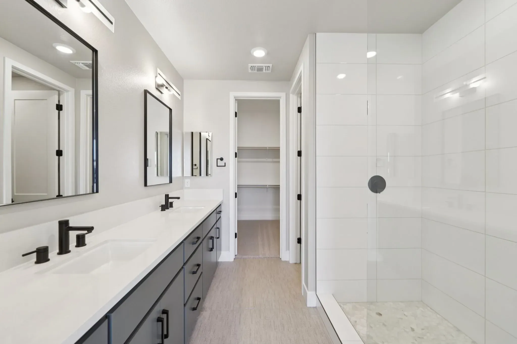 Rooftops Lot 305 Primary Bathroom