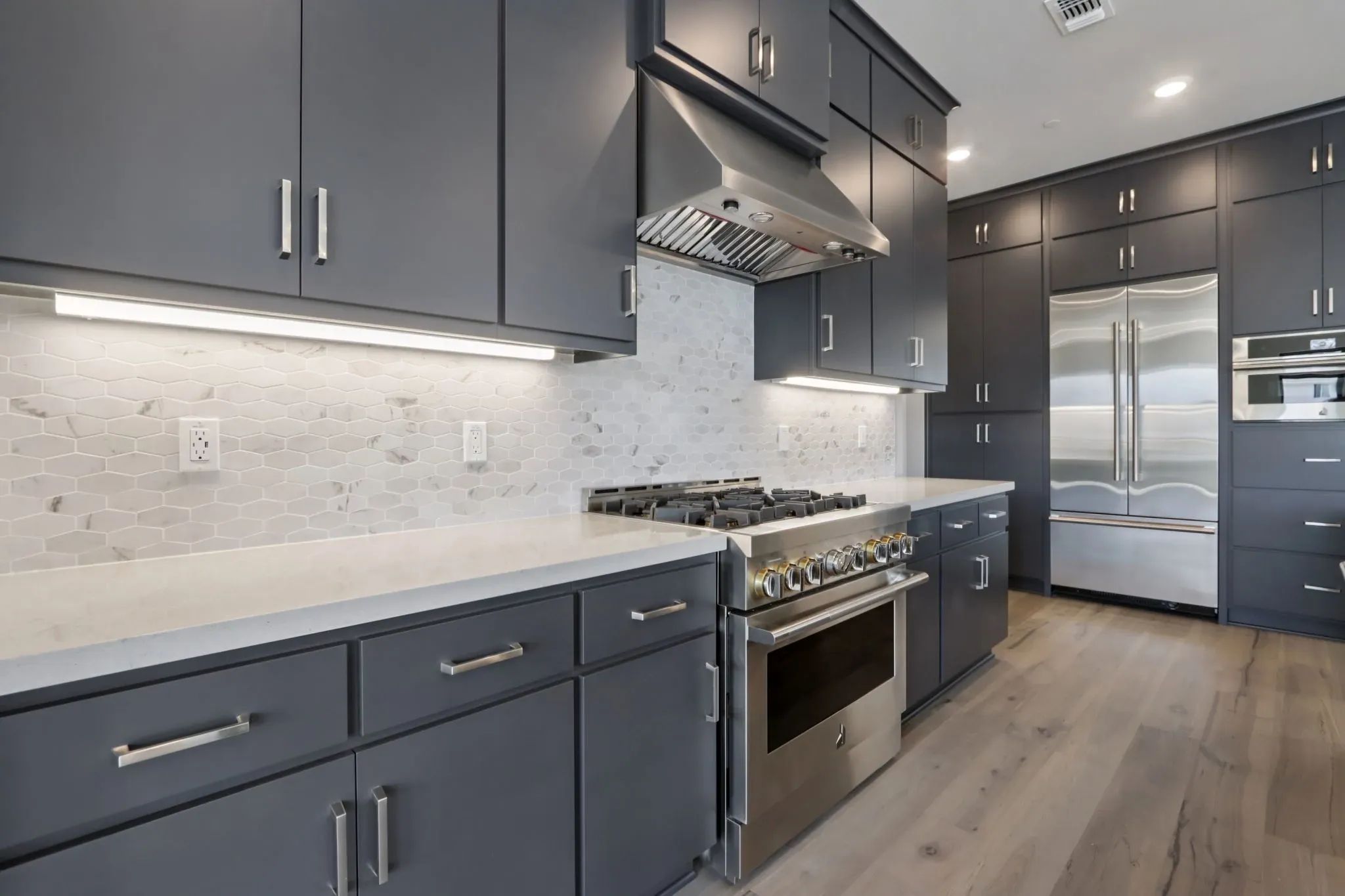 Rooftops Lot 905 Kitchen