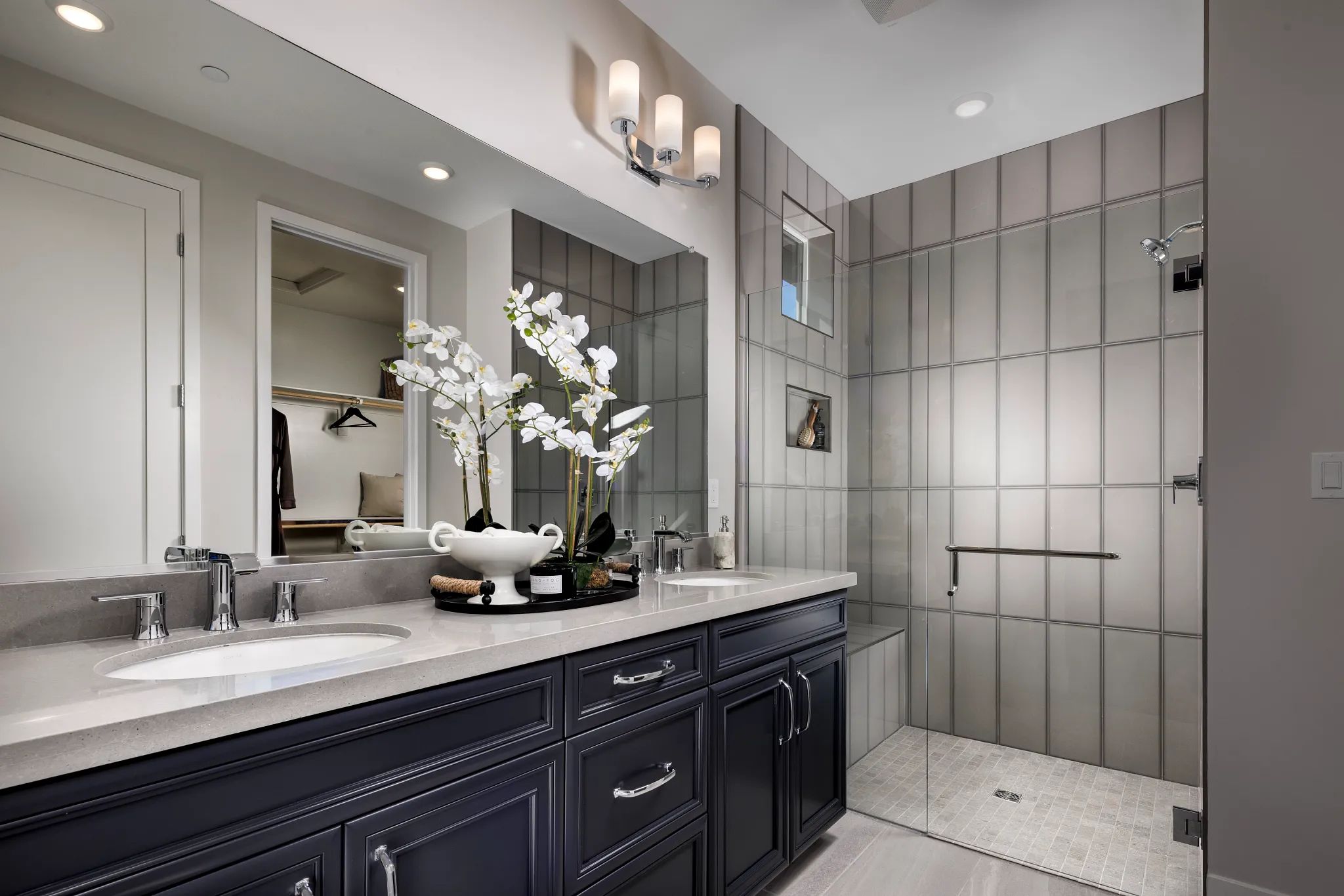 Affirm II Primary Bath