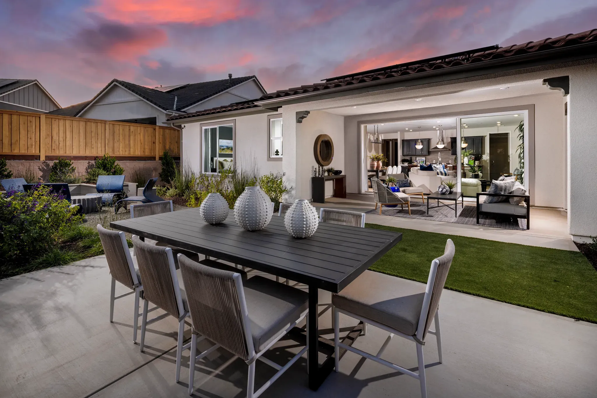 Affirm II Rear Exterior