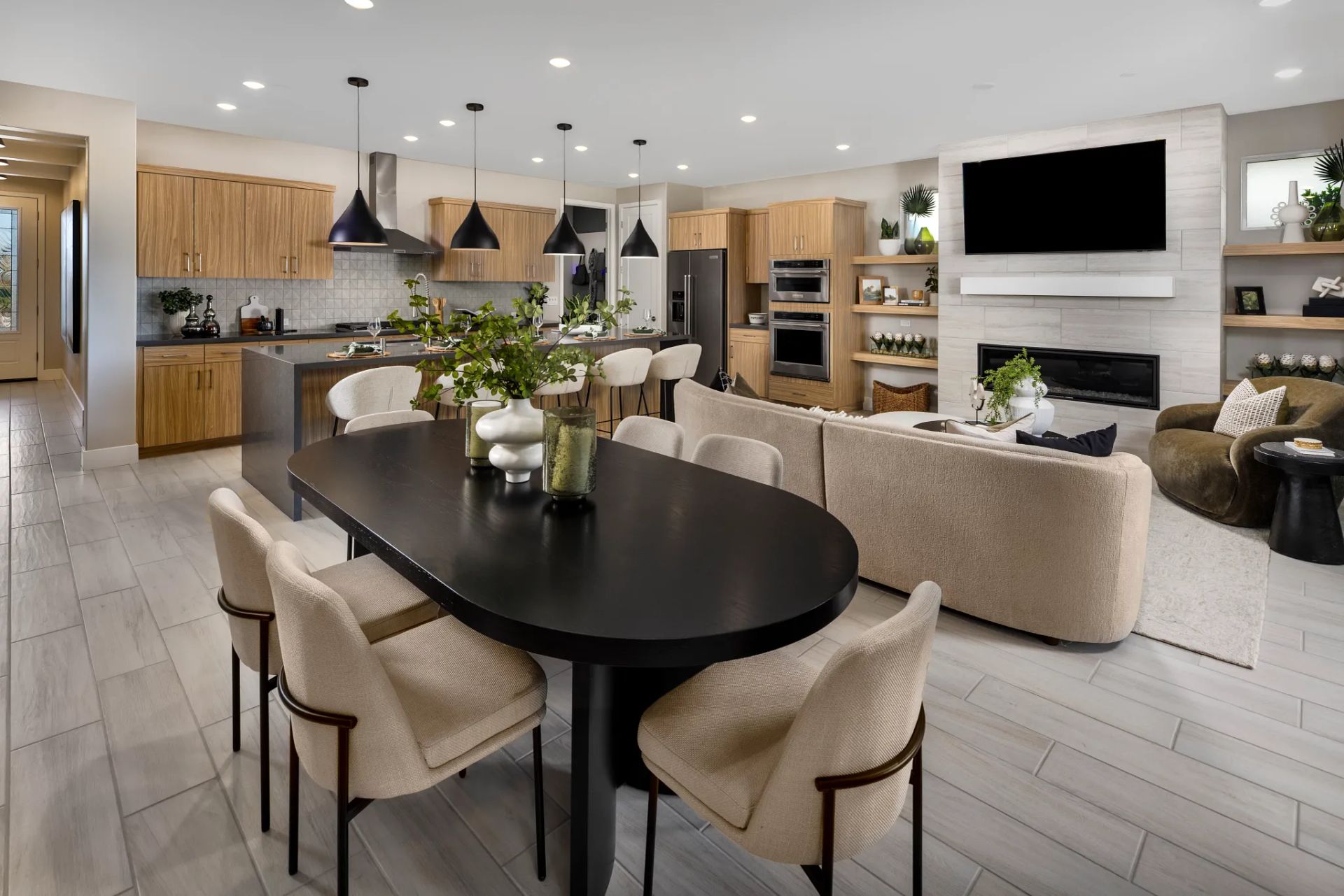 Connect II Dining & Great Room