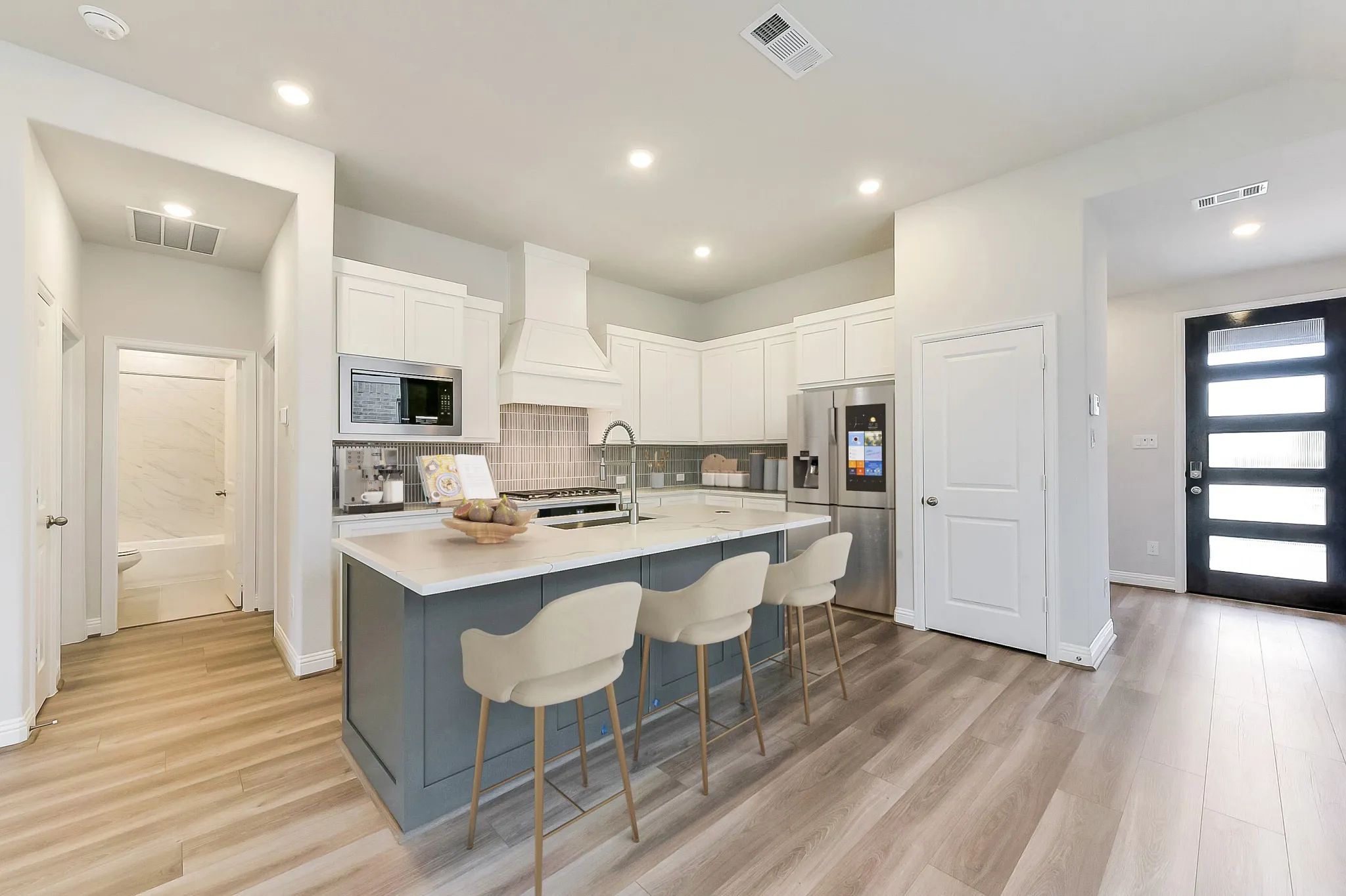 Plan 3019 kitchen - staged