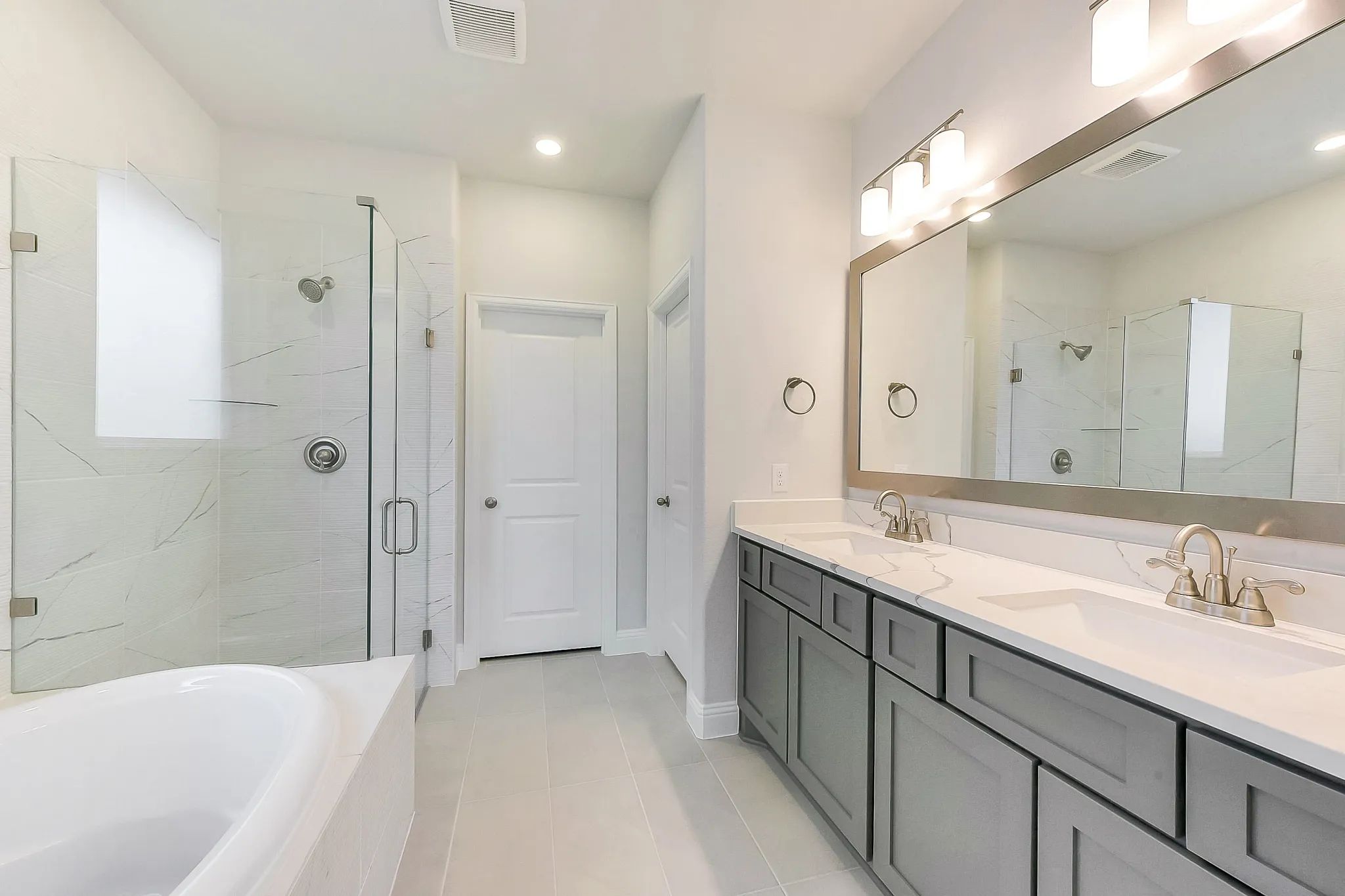 Plan 3019 primary bath