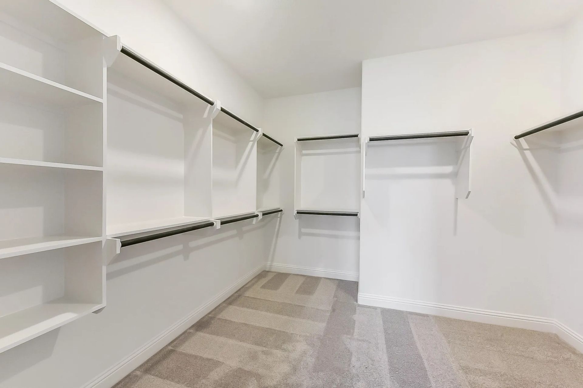 Plan 3049 closet