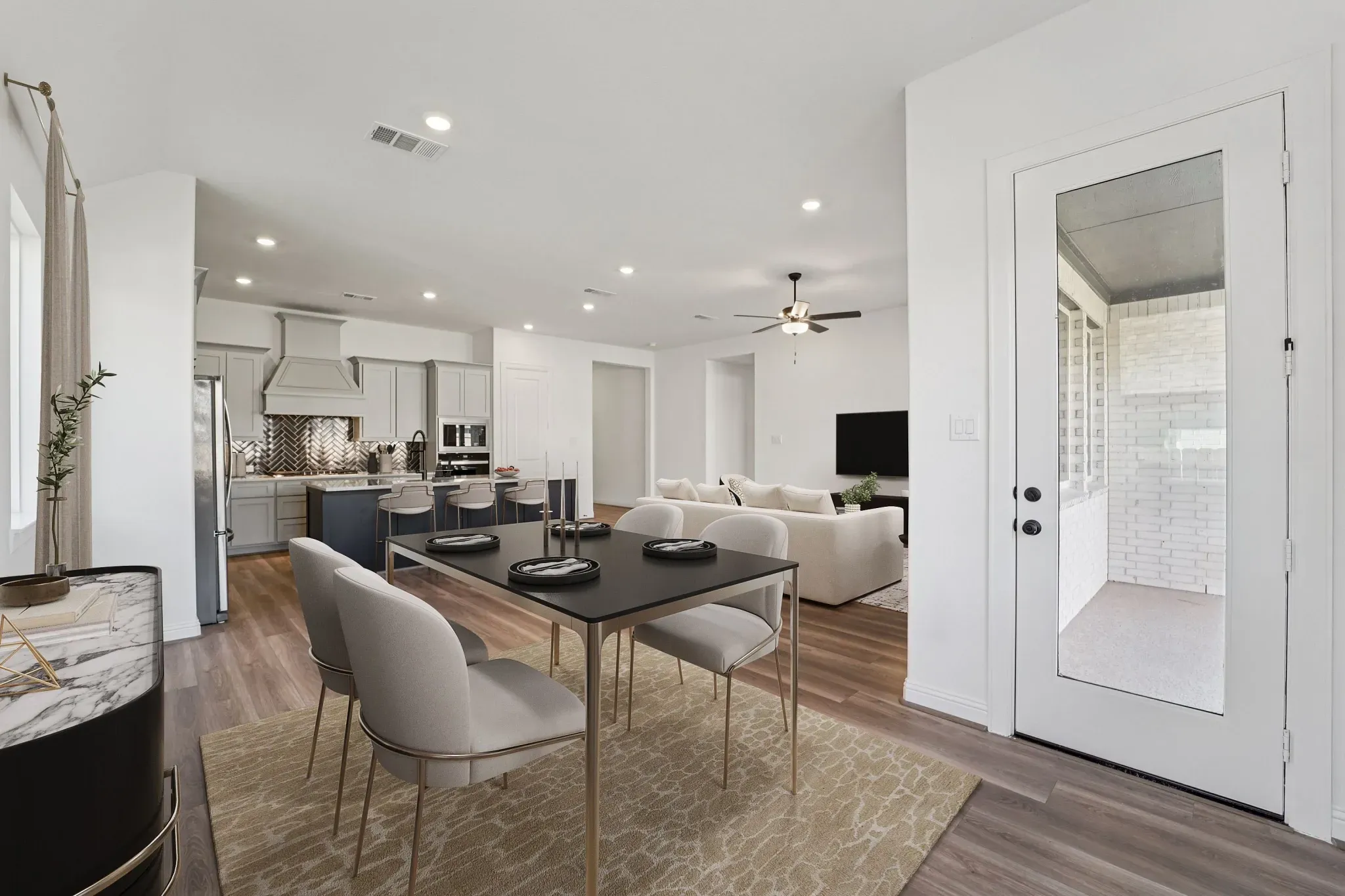 Plan 4046 dining room - staged