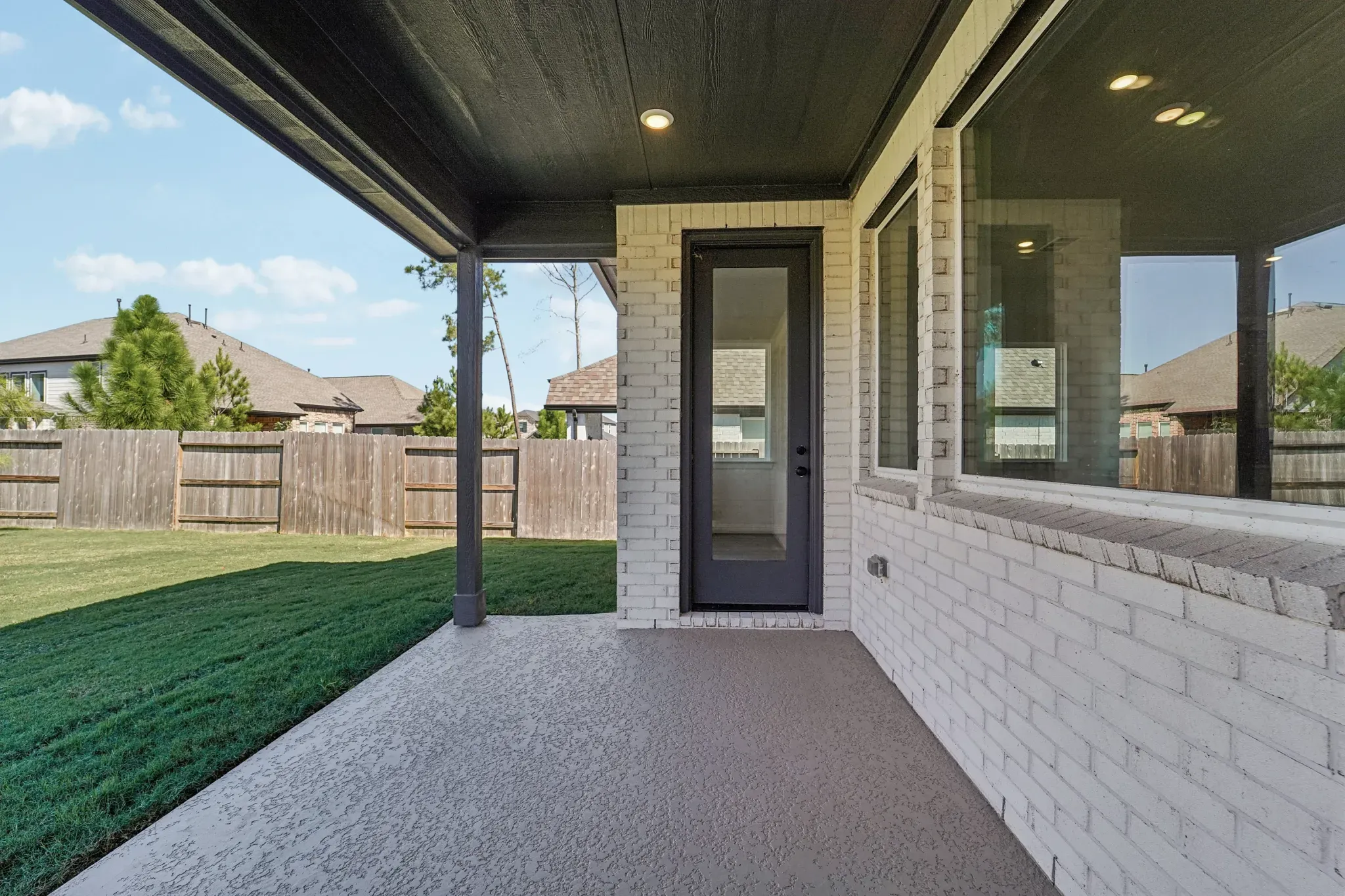 Plan 4046 outdoor living
