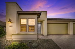 4125 Desert Moon Drive (Valletta)