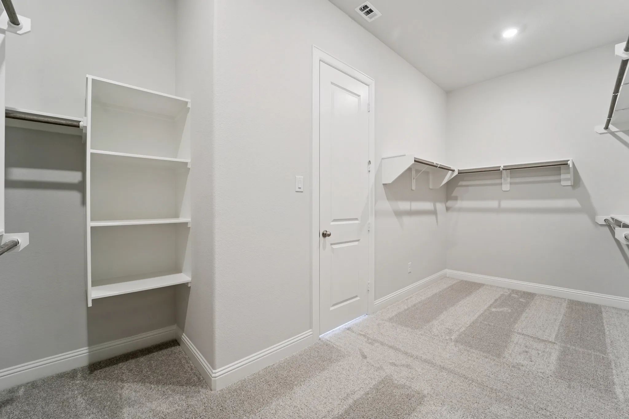 Homesite 6215 closet