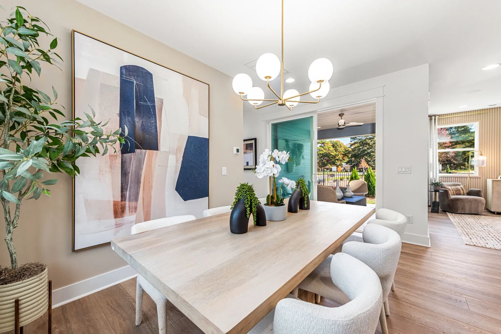 Blair Model Dining