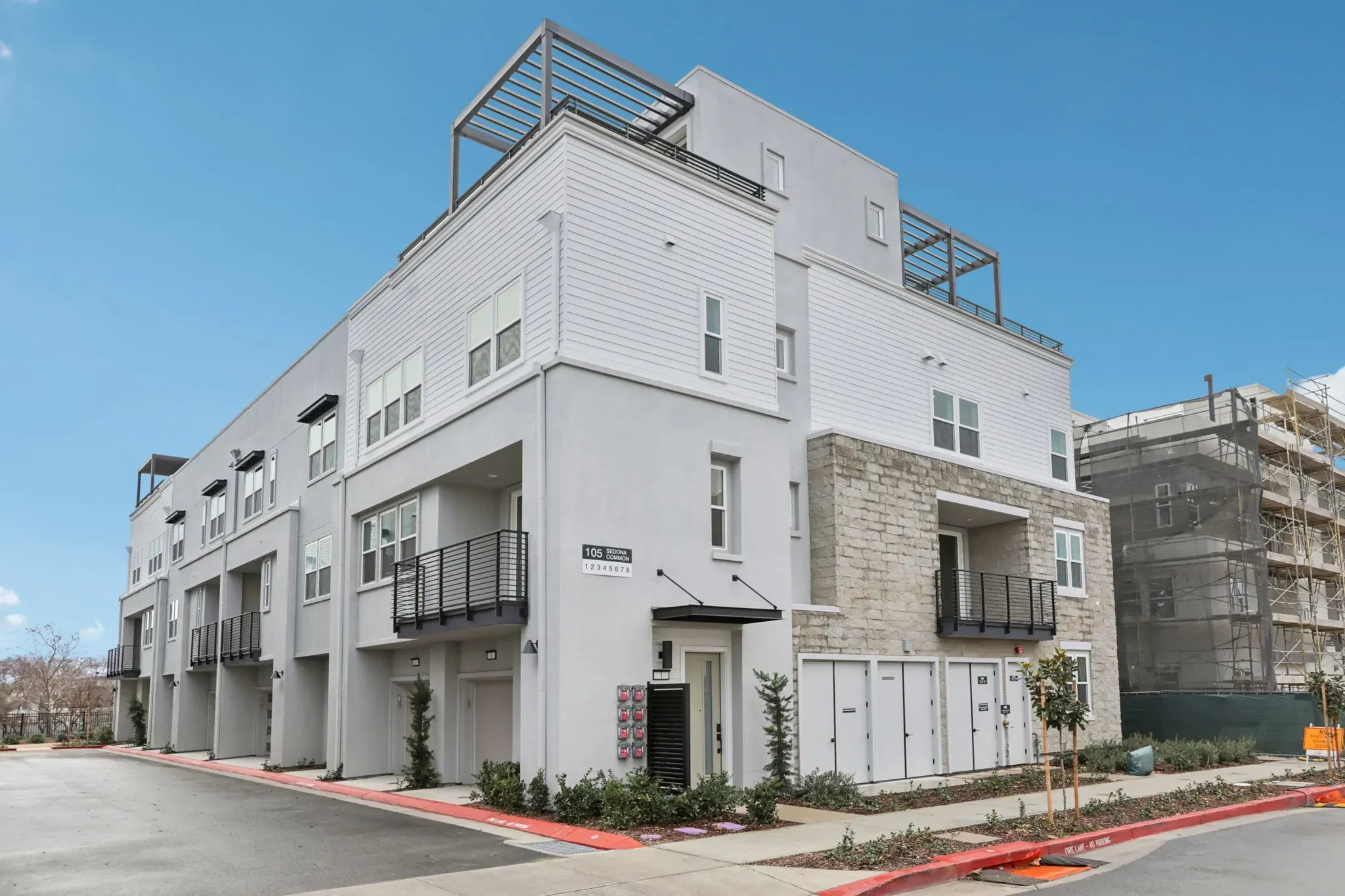 Serenity Building 4 Exterior