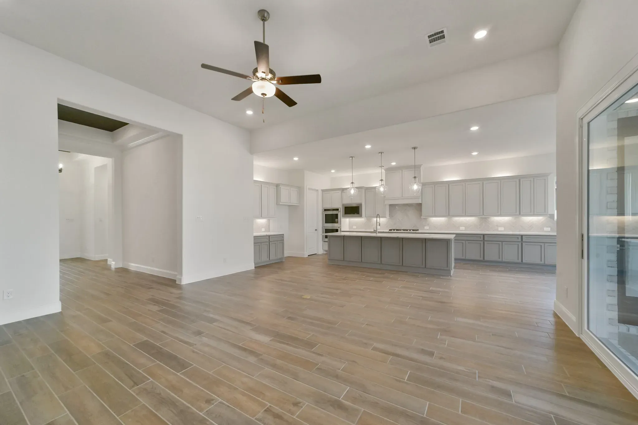 Plan 6005 Great Room