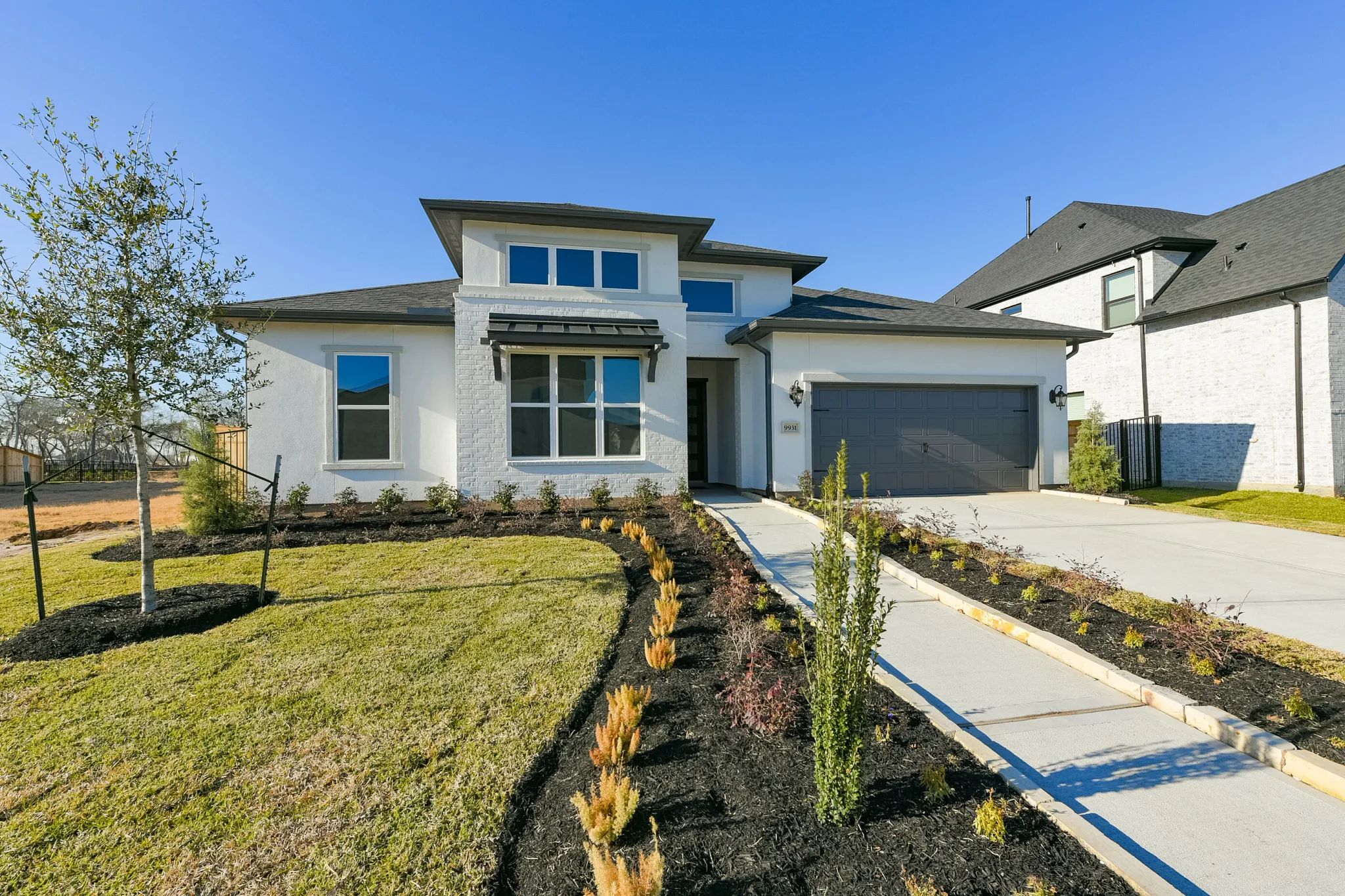 Plan 5042 elevation E exterior
