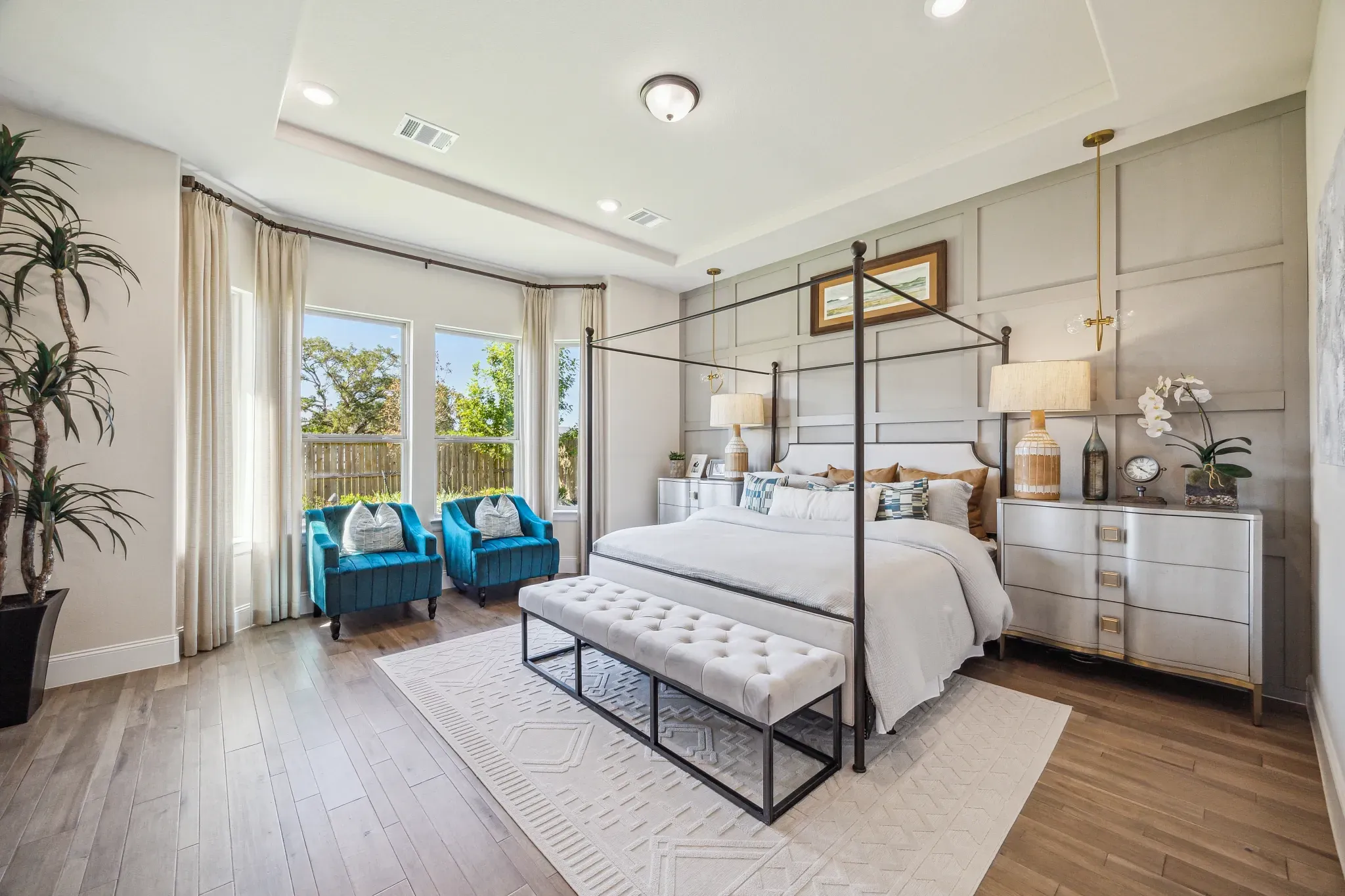 Plan 5051 primary bed - staged