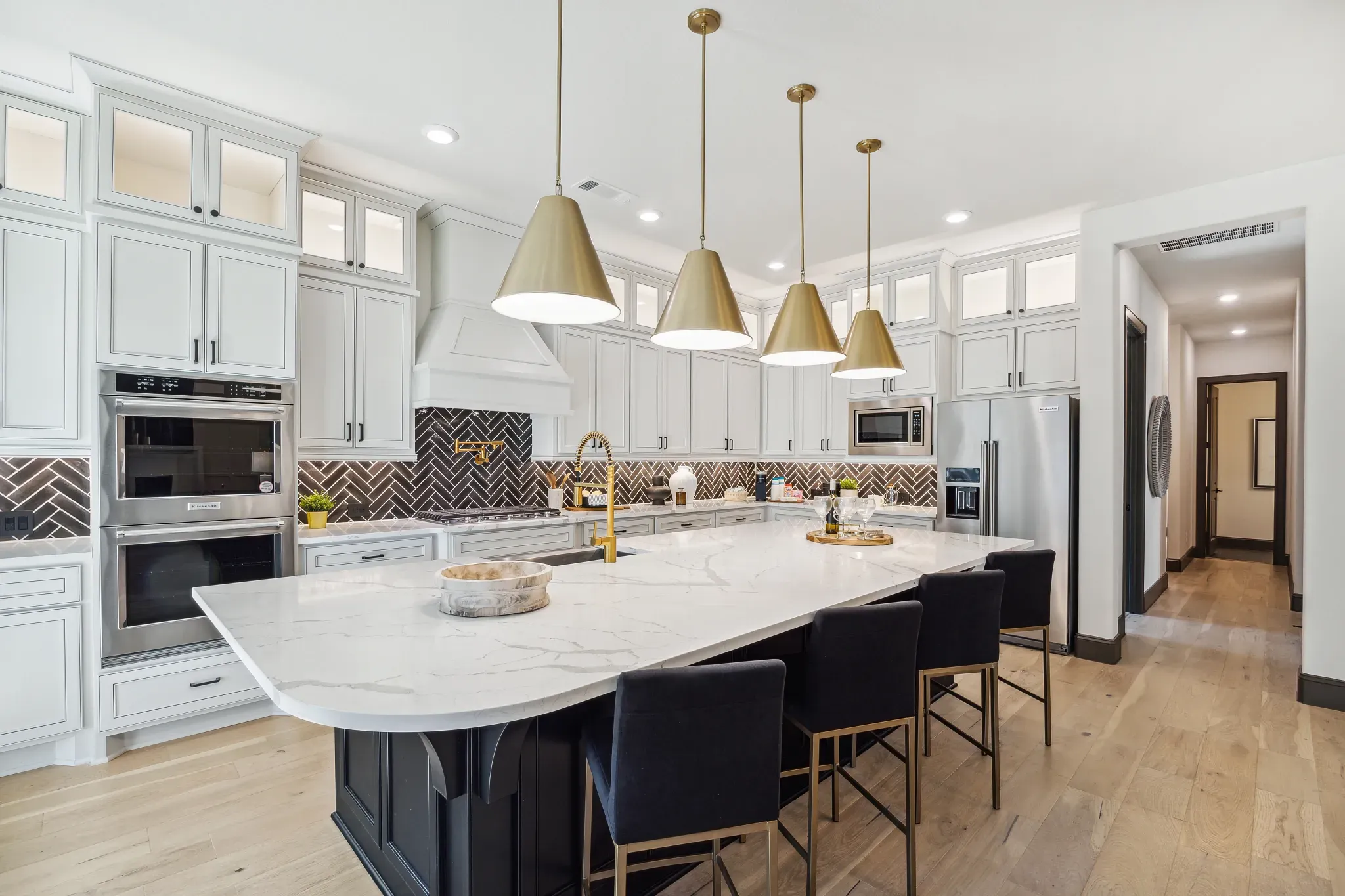 Plan 6020 kitchen - staged