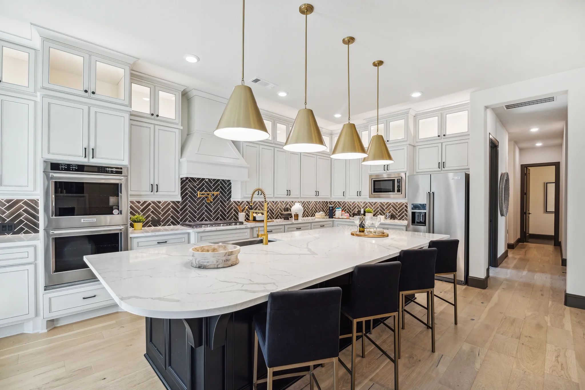 Plan 6020 kitchen - staged