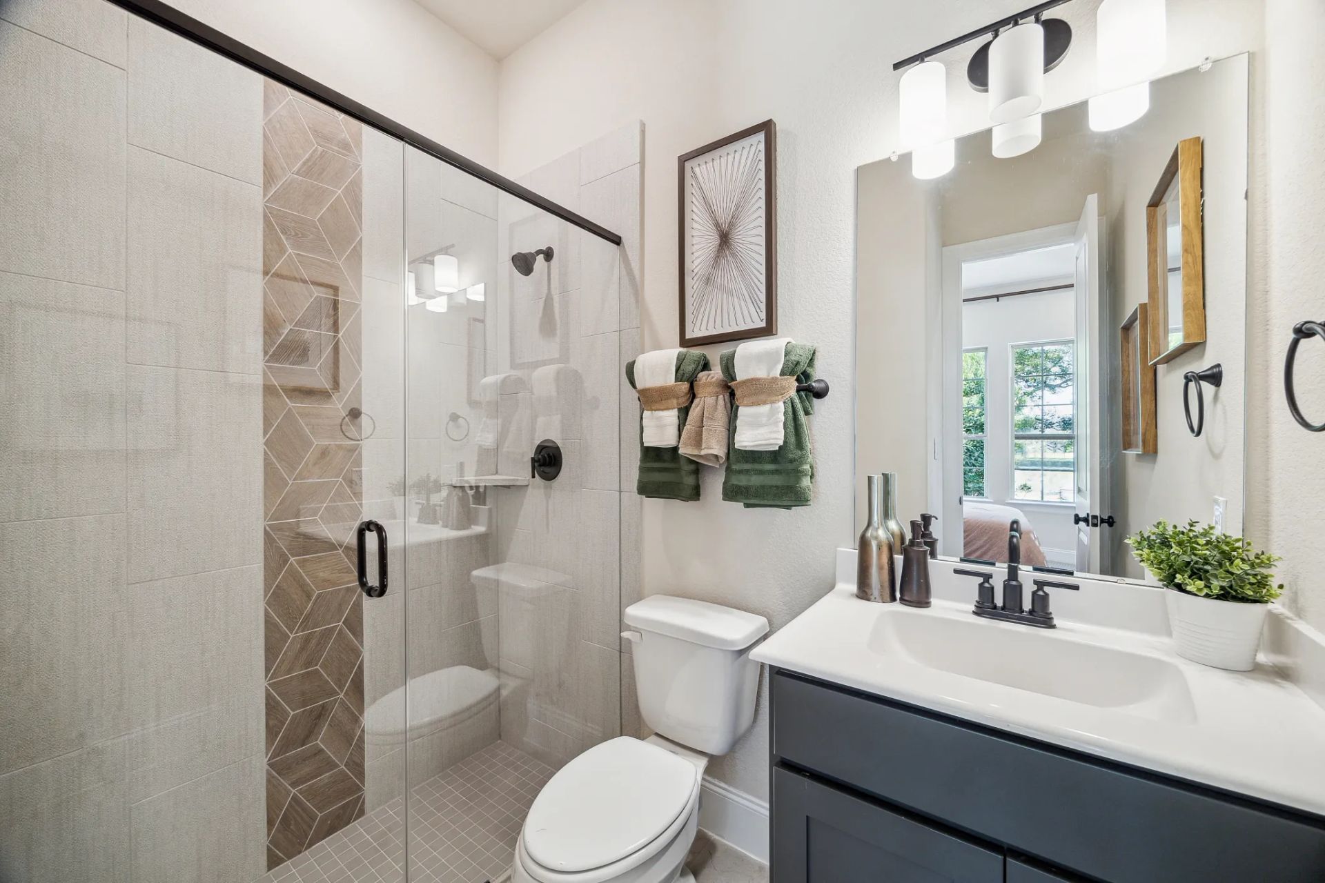 Homesite 5105 Bath 4 - Staged
