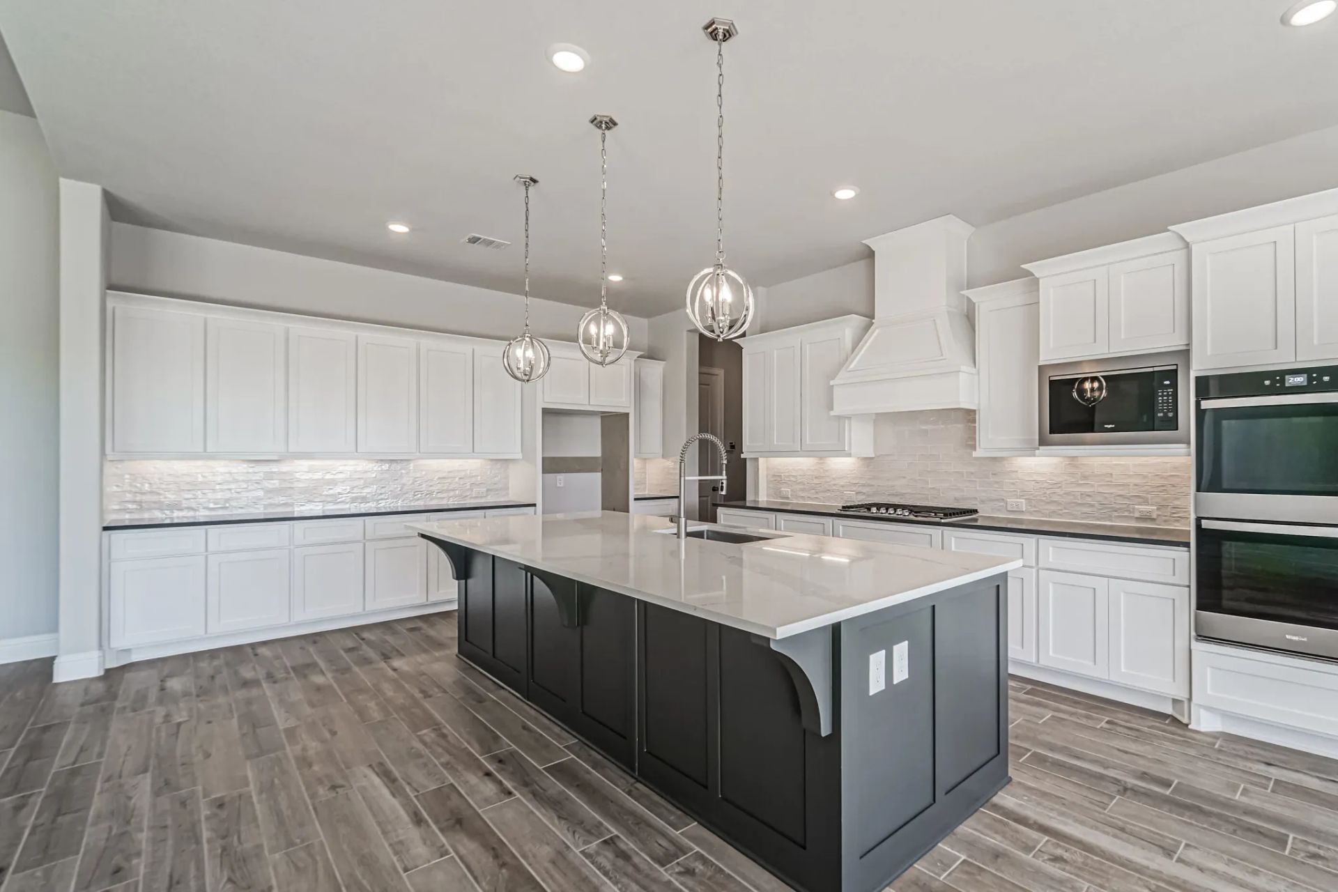 Plan 6025 Kitchen
