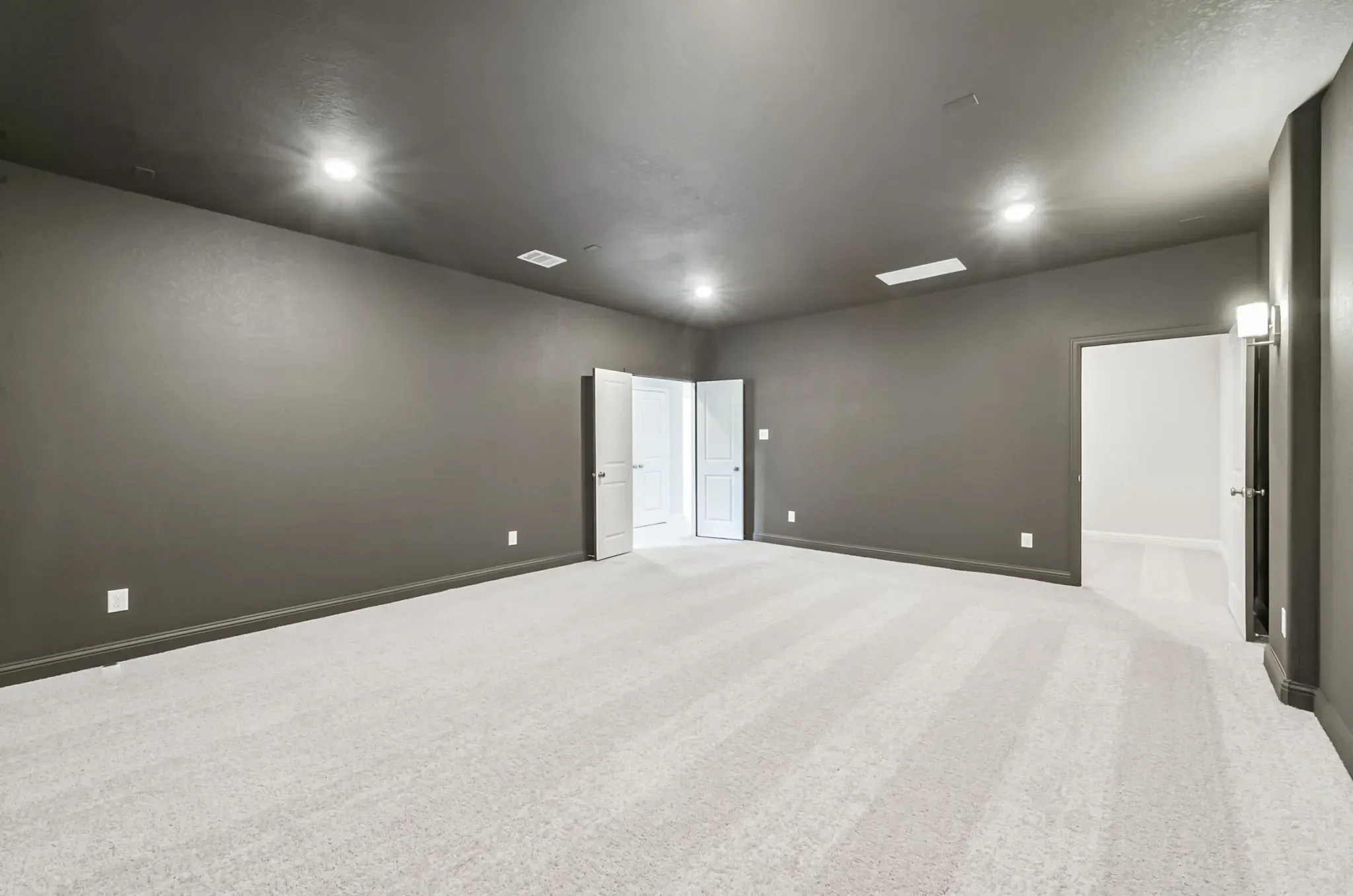 Plan 6040 media room