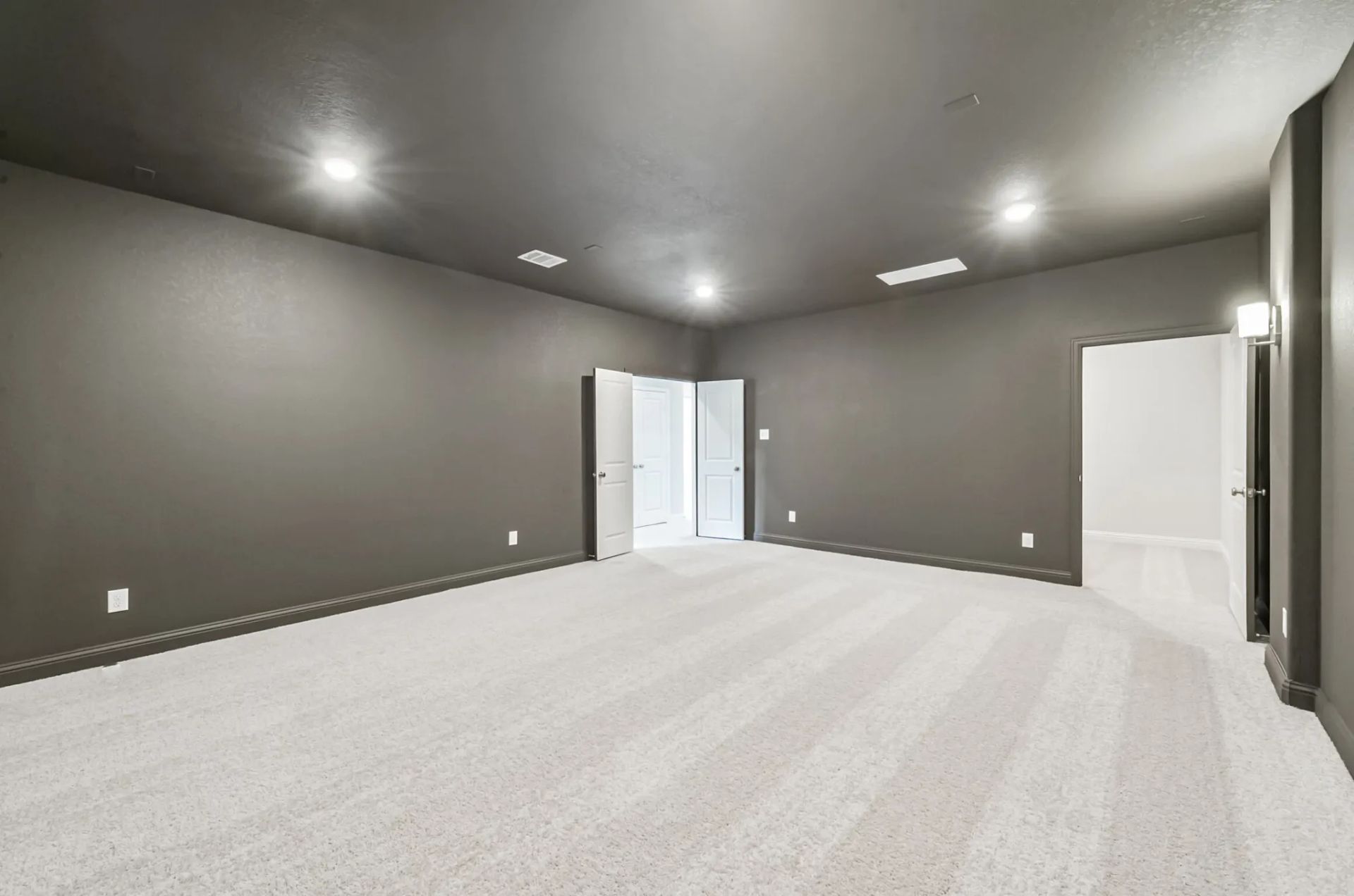 Plan 6040 media room