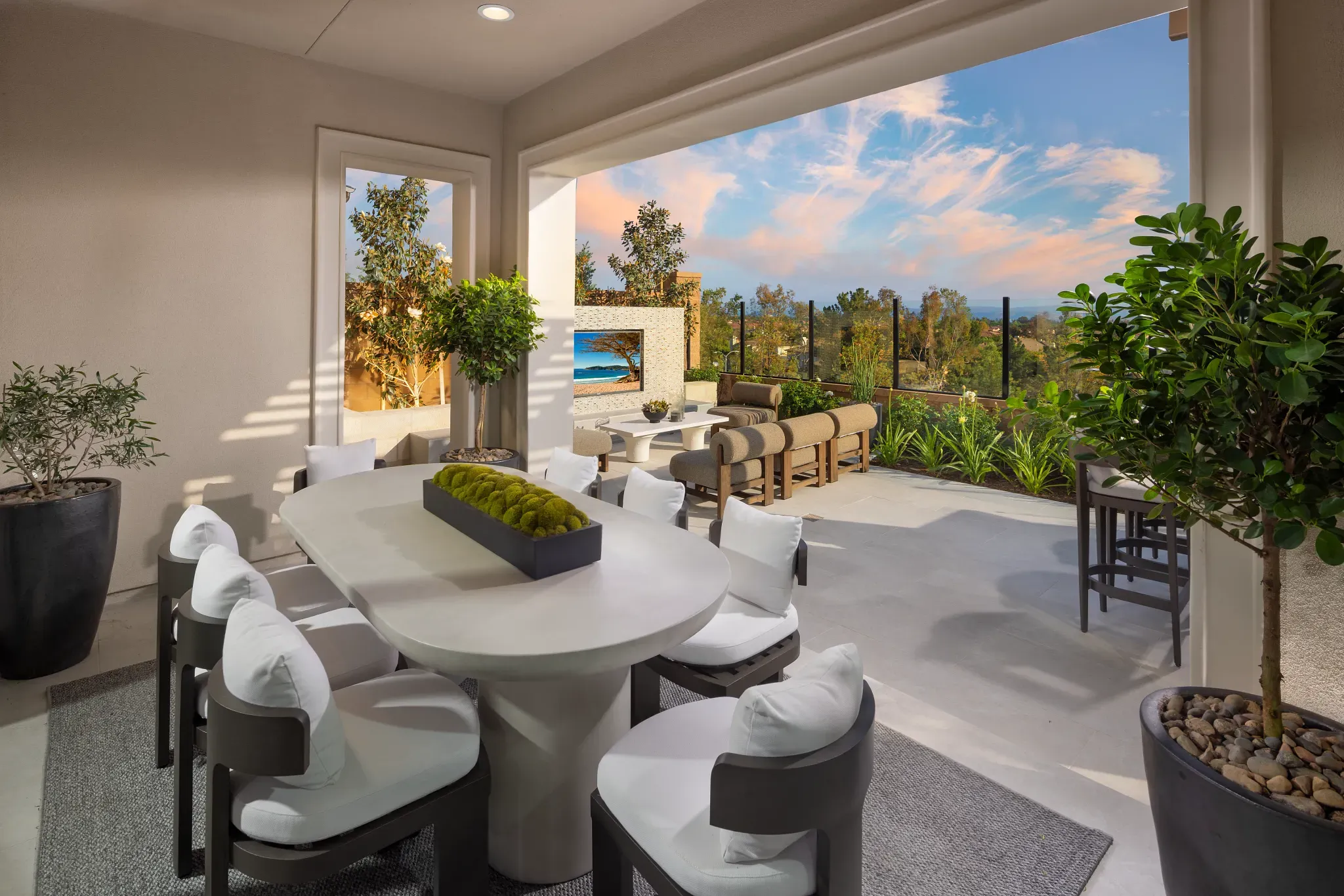 Plan 2 California Room